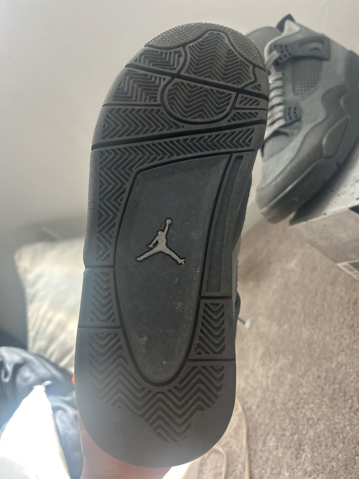 Nike Jordan 4 smoke grey cement Size US 10.5 / EU 43-44 - 7 Thumbnail