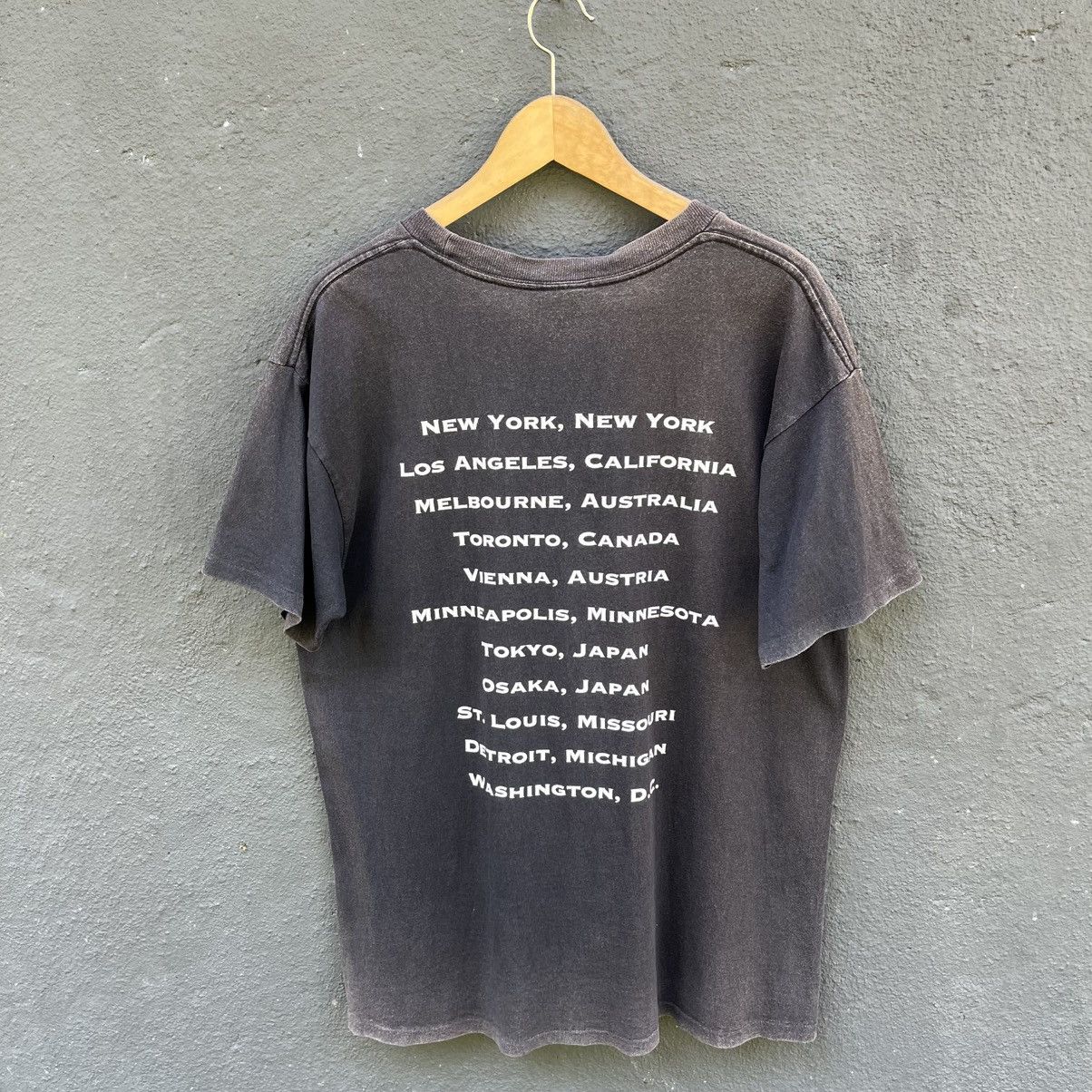 Disney Thrashed Faded Vintage Beauty And The Beast Movie Tee Size US L / EU 52-54 / 3 - 4 Thumbnail