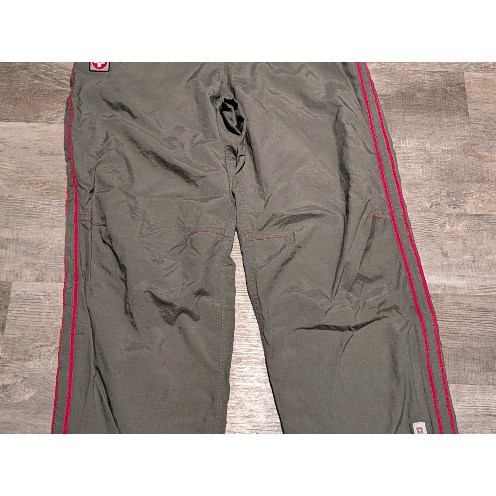 Nautica VINTAGE Nautica Sport Tech NST Cargo Pants Gray Red Nylon Jogger Adult M Medium 34in Inseam 31in 90s Y2K Mens Size US 31 - 3 Thumbnail
