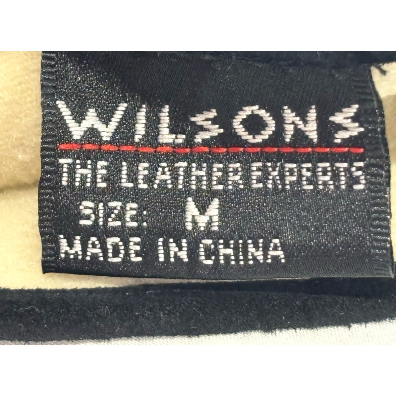 Wilson VINTAGE Wilson’s Leather Suede Gloves Women’s Medium Lined Black Glove Solid Pattern Womens M Black Suede Gloves Size ONE SIZE - 3 Thumbnail