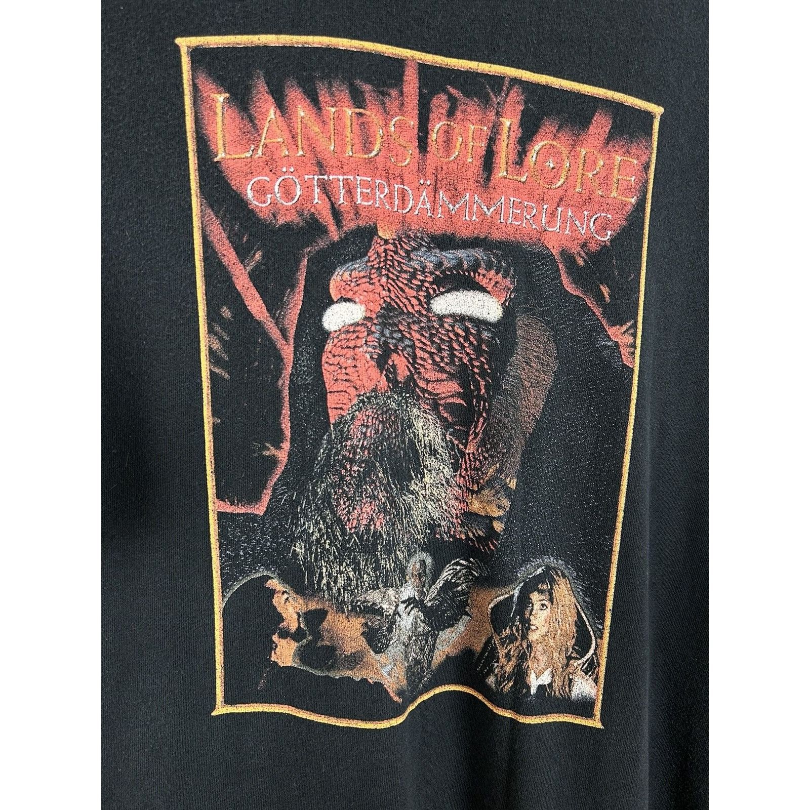 The Game 90s Vintage Lands Of Lore 1997 Game Promo Faded T-Shirt Size US XL / EU 56 / 4 - 2 Thumbnail