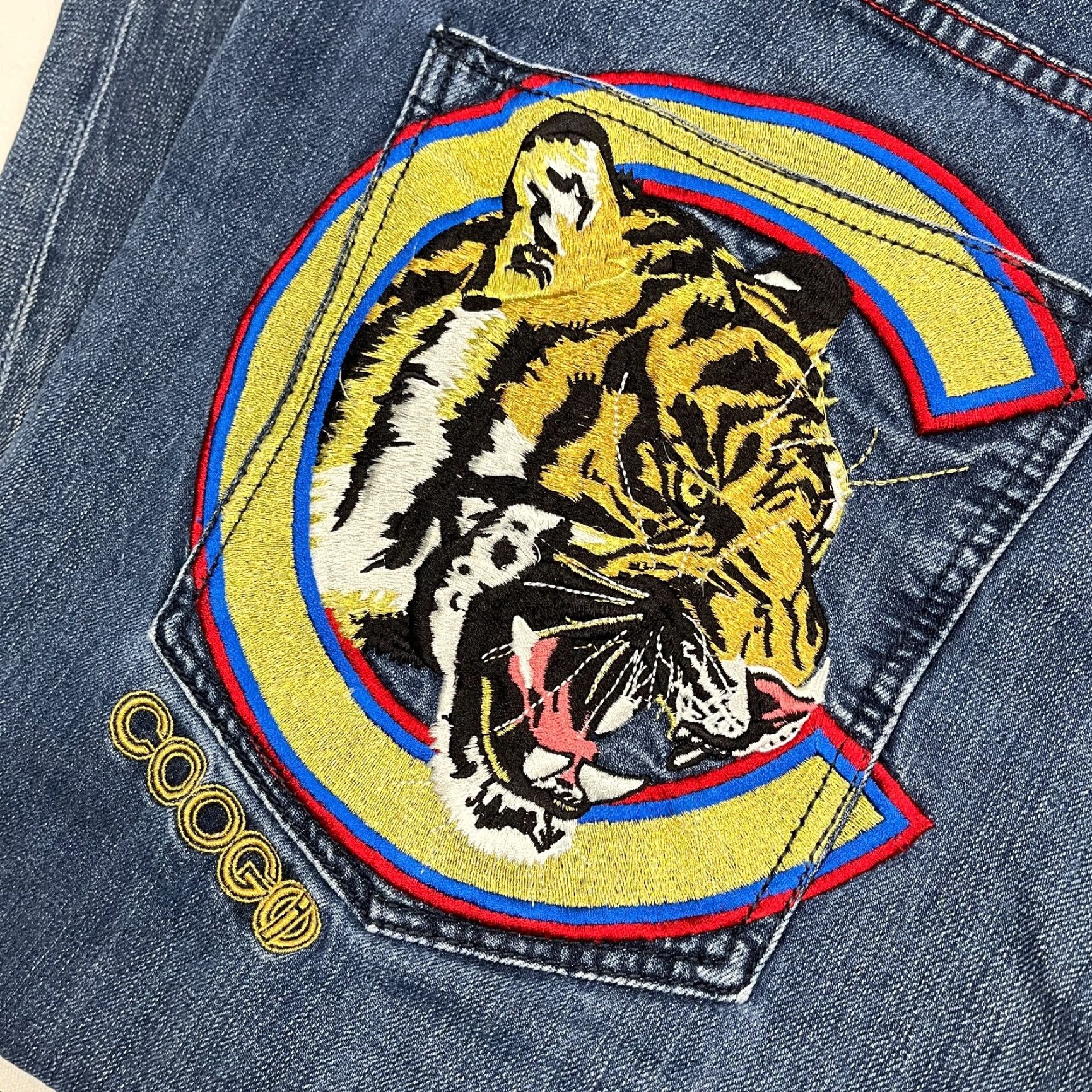 Coogi VINTAGE COOGI Jeans Men 44x34 Blue Denim Wide Leg Baggy Hip Hop 90s Embroidered Baggy Size US 44 / EU 60 - 2 Thumbnail