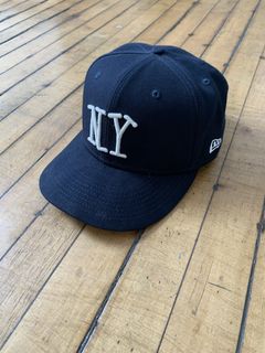 New Era 59FIFTY NY Yankees Brown Faux Leather Monogram Fitted Cap Hat Sz 8