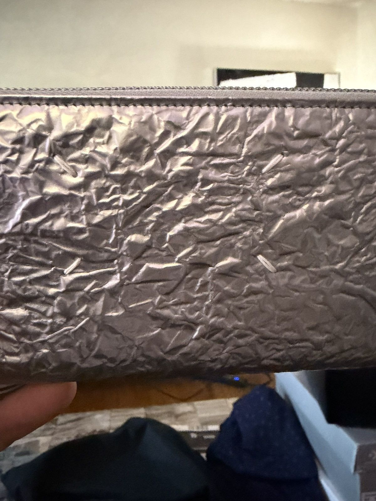 Maison Margiela Margiela crinkle metallic zip leather wallet Size ONE SIZE - 1 Thumbnail