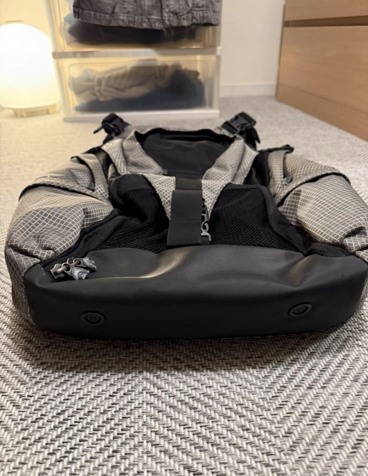 Oakley Black Mesh Backpack with Adjustable Straps Size ONE SIZE - 3 Thumbnail