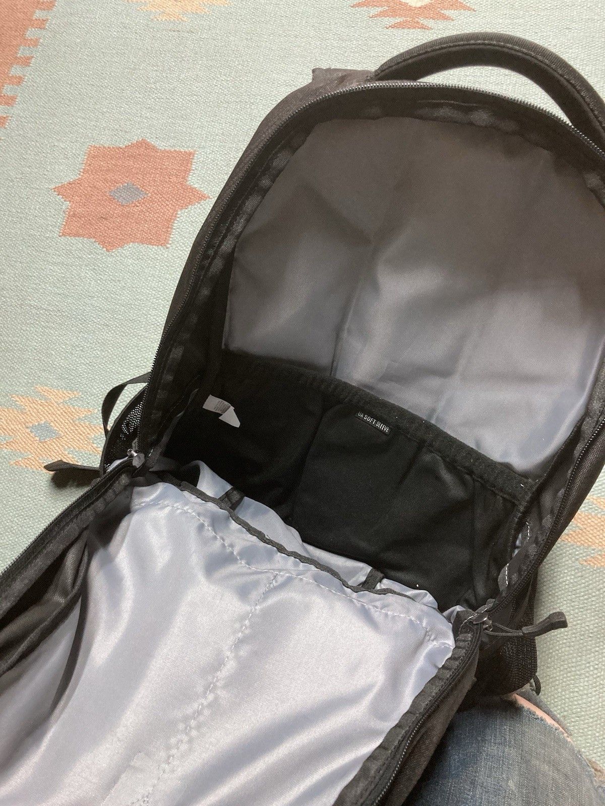 Under Armour Under Armour Hustle Backpack Graphite Gym School Exc Cond Size ONE SIZE - 6 Thumbnail