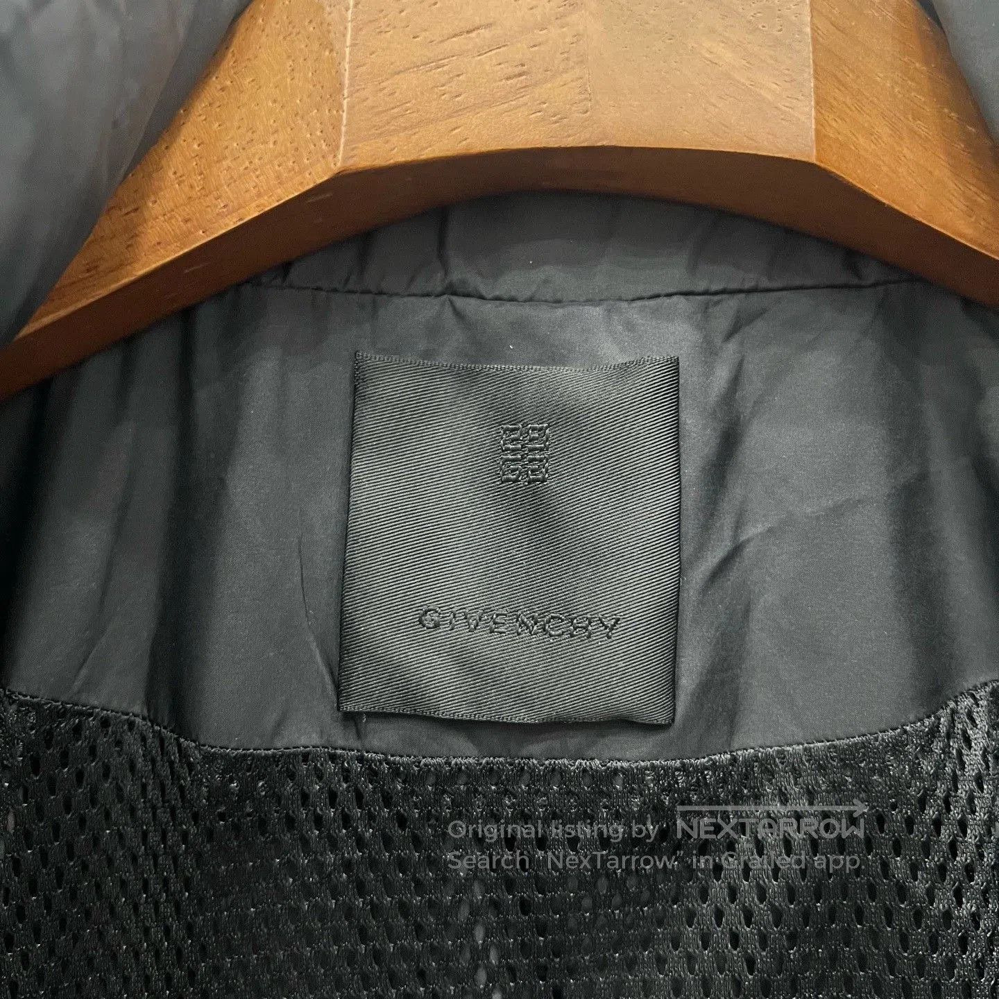 Givenchy Givenchy OS Black Jacket Windbreaker. Size US S / EU 44-46 / 1 - 4 Thumbnail