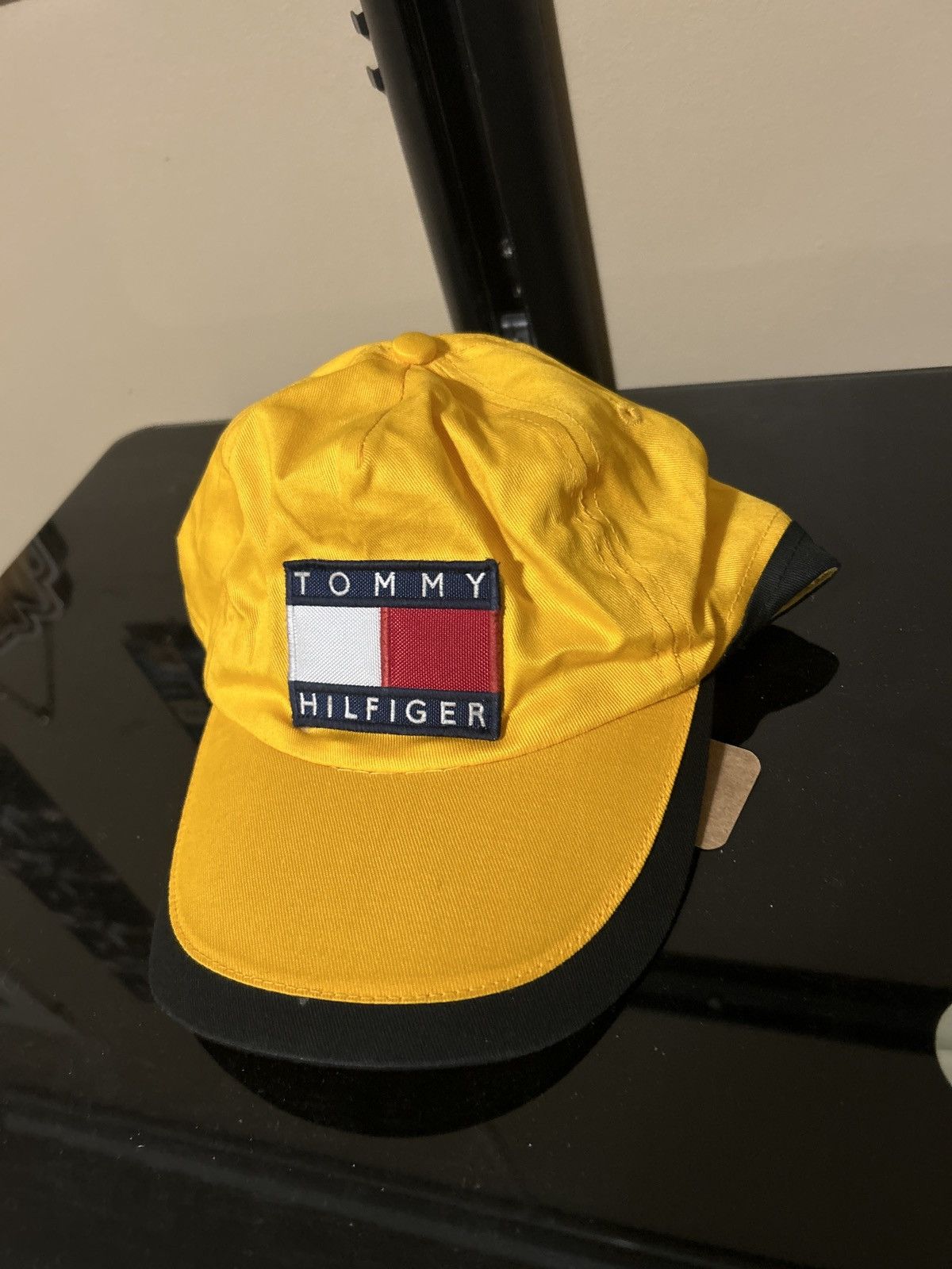 Tommy Hilfiger Custom Tommy Hilfiger hat Size ONE SIZE - 1 Thumbnail