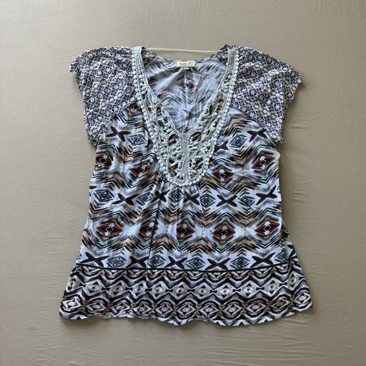Other Y2K Early 2000s One World Aztec Print Crochet Chest Top Size XL / US 12-14 / IT 48-50 - 1 Thumbnail