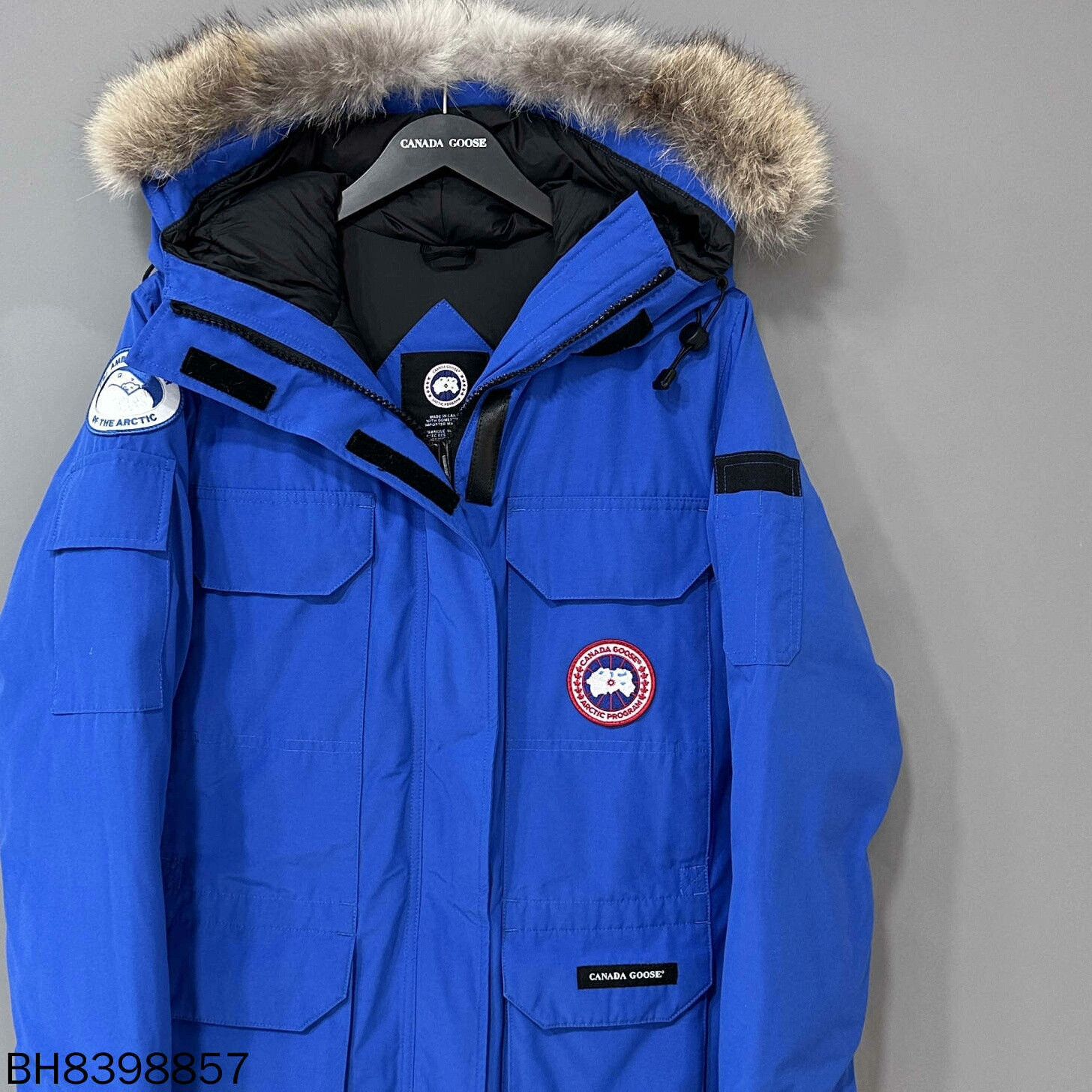 Canada Goose Canada Goose Down Blue Heavy Coat s Men Size US S / EU 44-46 / 1 - 1 Preview