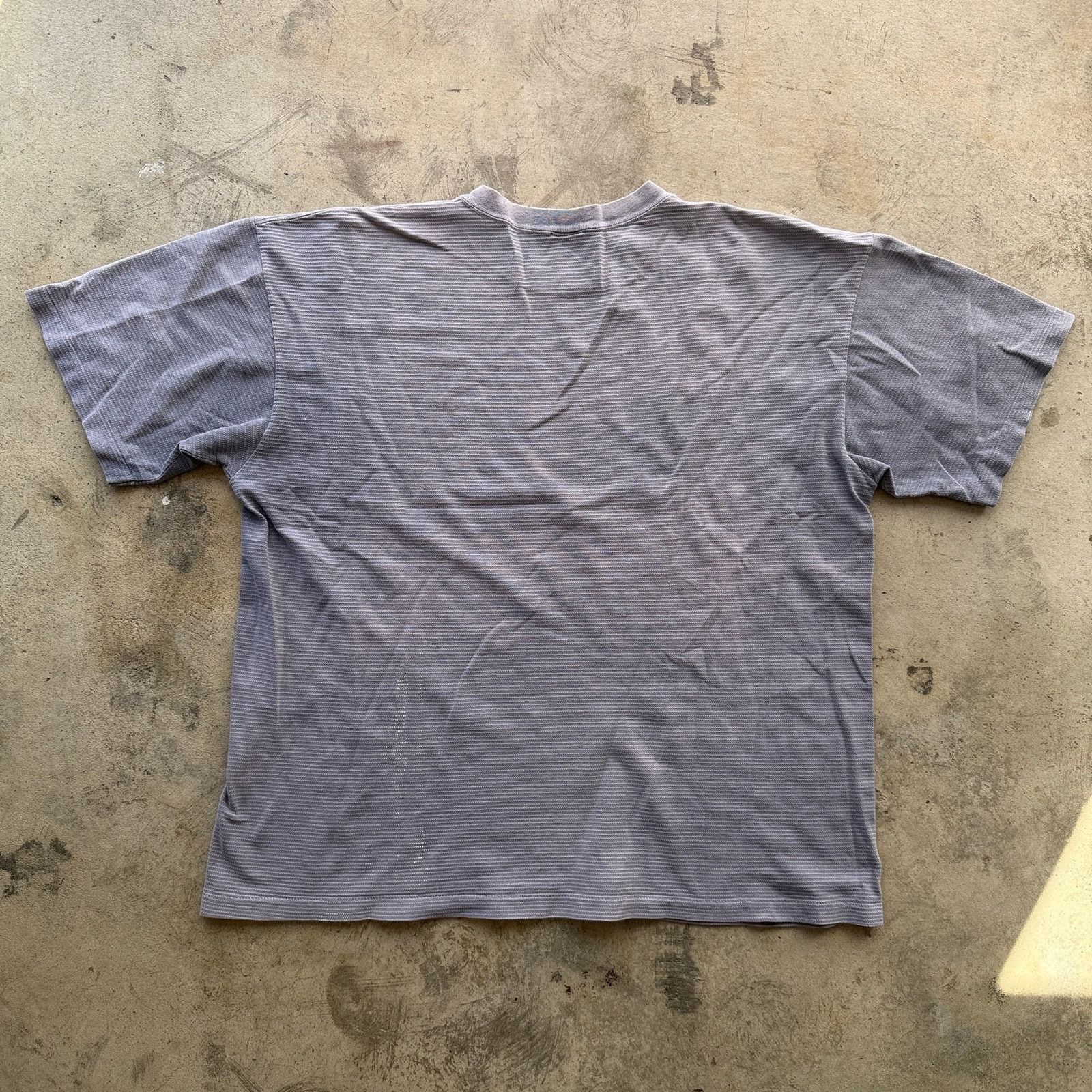 Quicksilver Vtg 90s thrashed Quiksilver Ribbed Graphic T-Shirt USA Made Size US XL / EU 56 / 4 - 4 Thumbnail