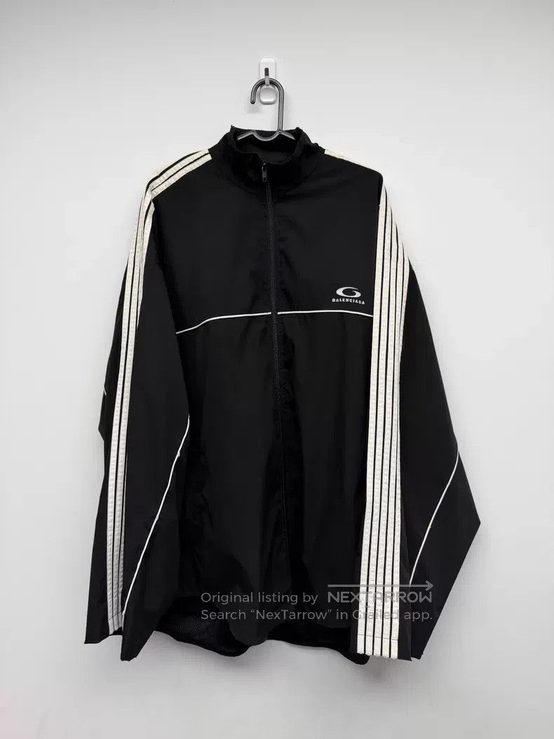 Balenciaga Balenciaga Double-zip circular motion icon embroidery on j Size US S / EU 44-46 / 1 - 1 Thumbnail