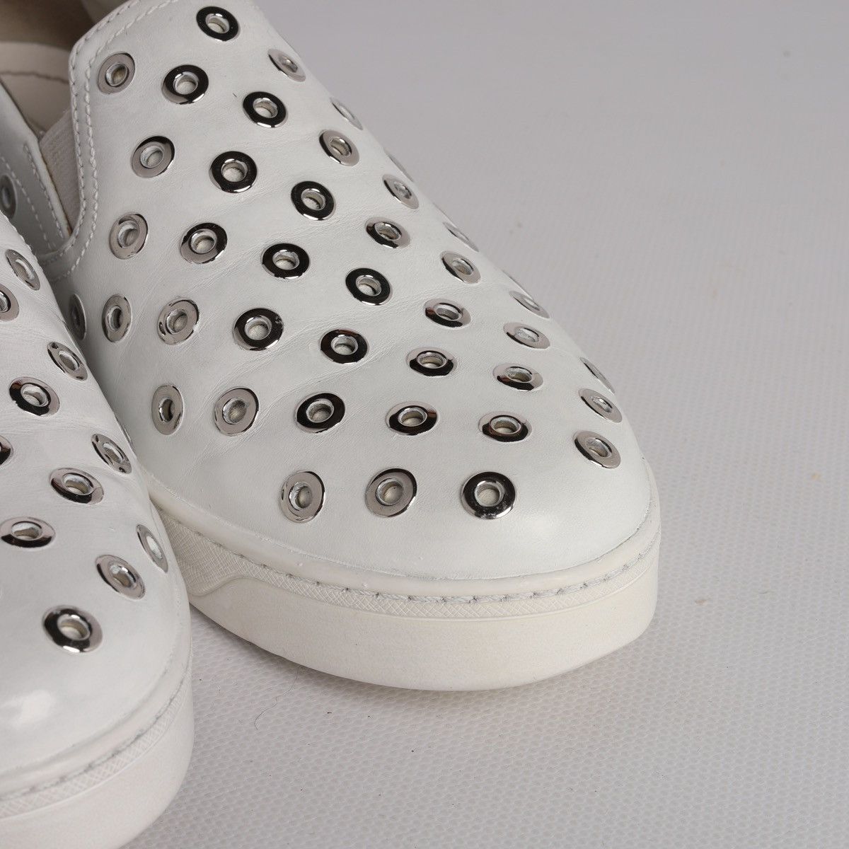 Prada Prada White Leather Slip-on Sneakers Trainers Shoes Grommet Size US 9 / IT 39 - 7 Thumbnail