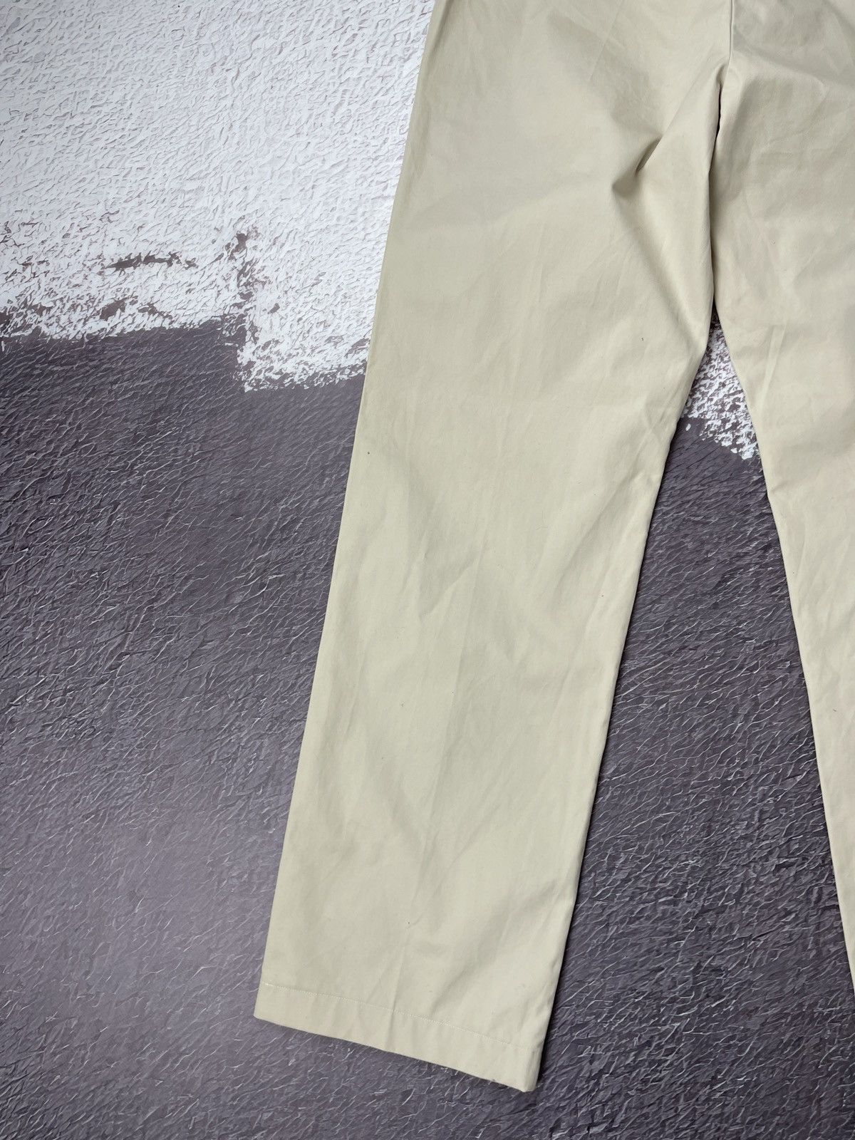 Marc Jacobs Marc Jacobs made in Italy beige chinos pants Size US 34 / EU 50 - 18 Thumbnail