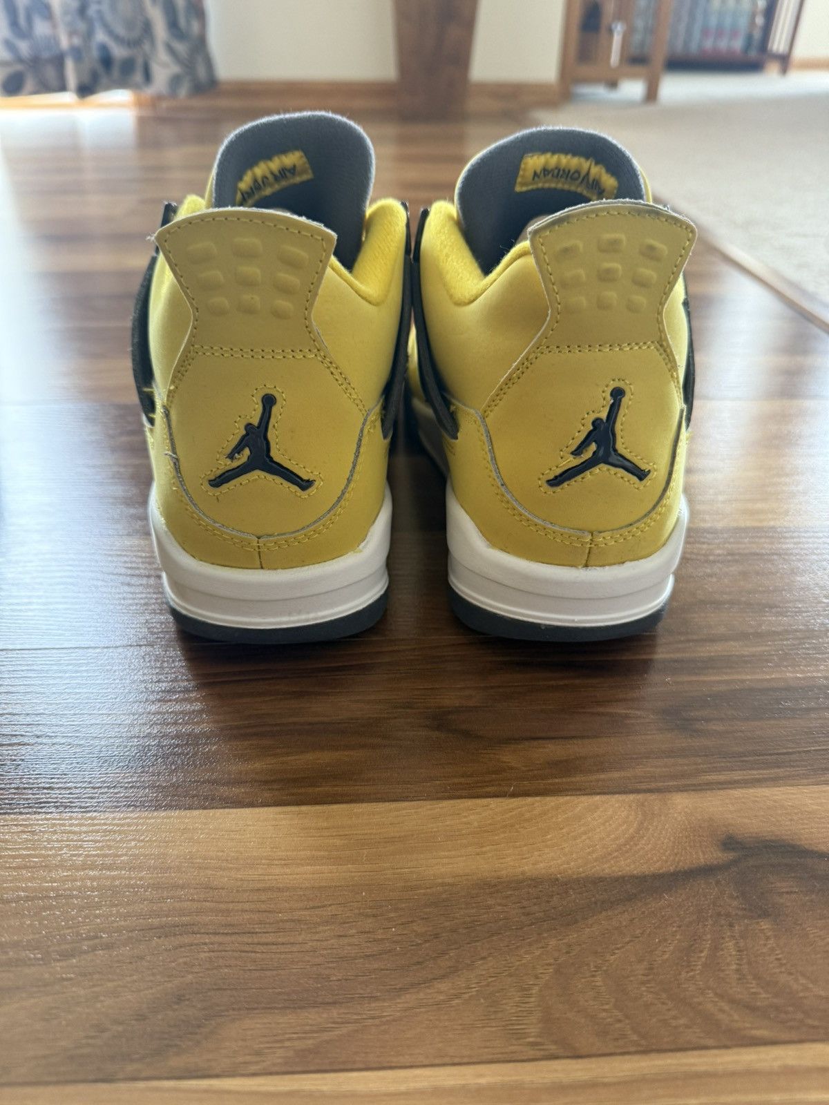 Jordan Brand Jordan 4 6.5 GS Size US 6.5 / EU 39-40 - 9 Thumbnail