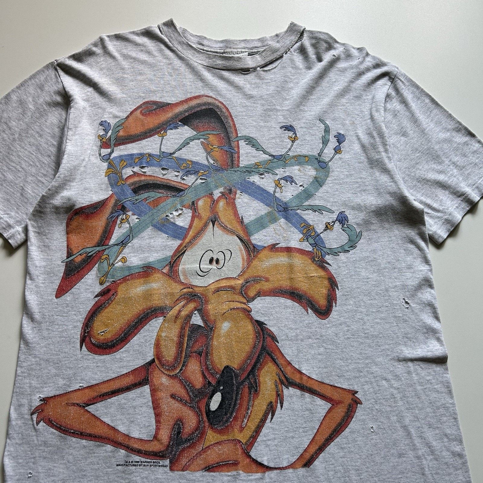 Vintage 90s Looney Tunes T-Shirt XL Wile E Coyote Distressed 