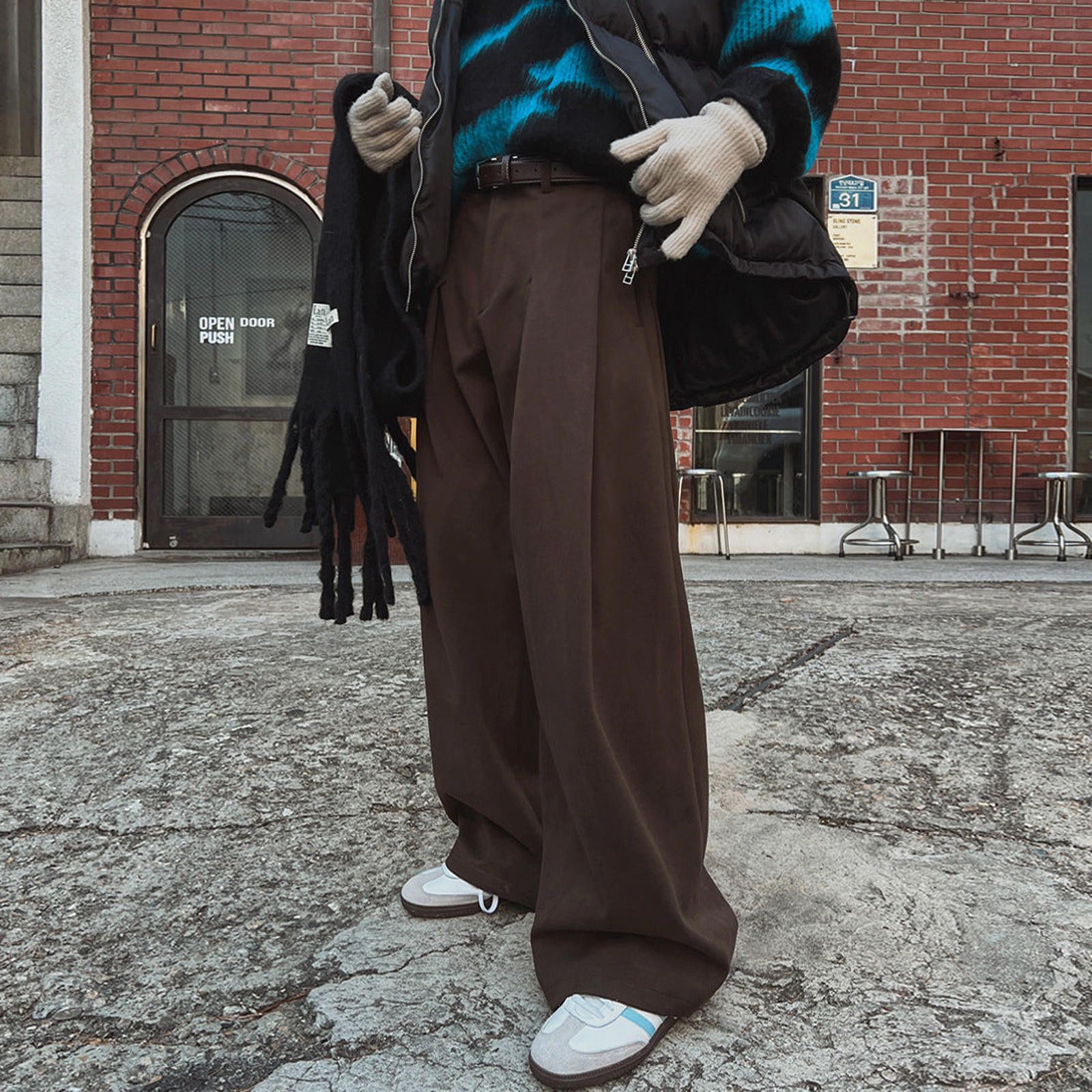 Vintage Brown Wide Leg Pants, Loose Fit Trousers Size US 32 / EU 48 - 3 Thumbnail