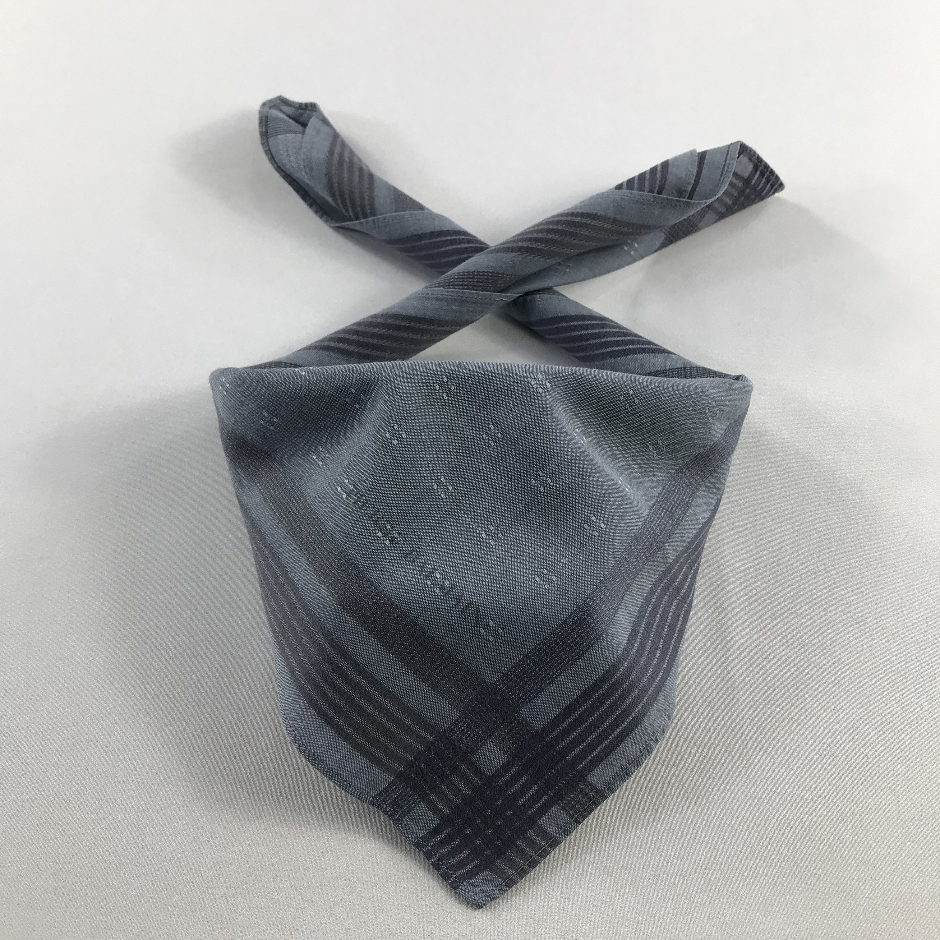 Pierre Balmain Pierre Balmain Handkerchief / Bandana / Neckerchief C743 Size ONE SIZE - 2 Thumbnail