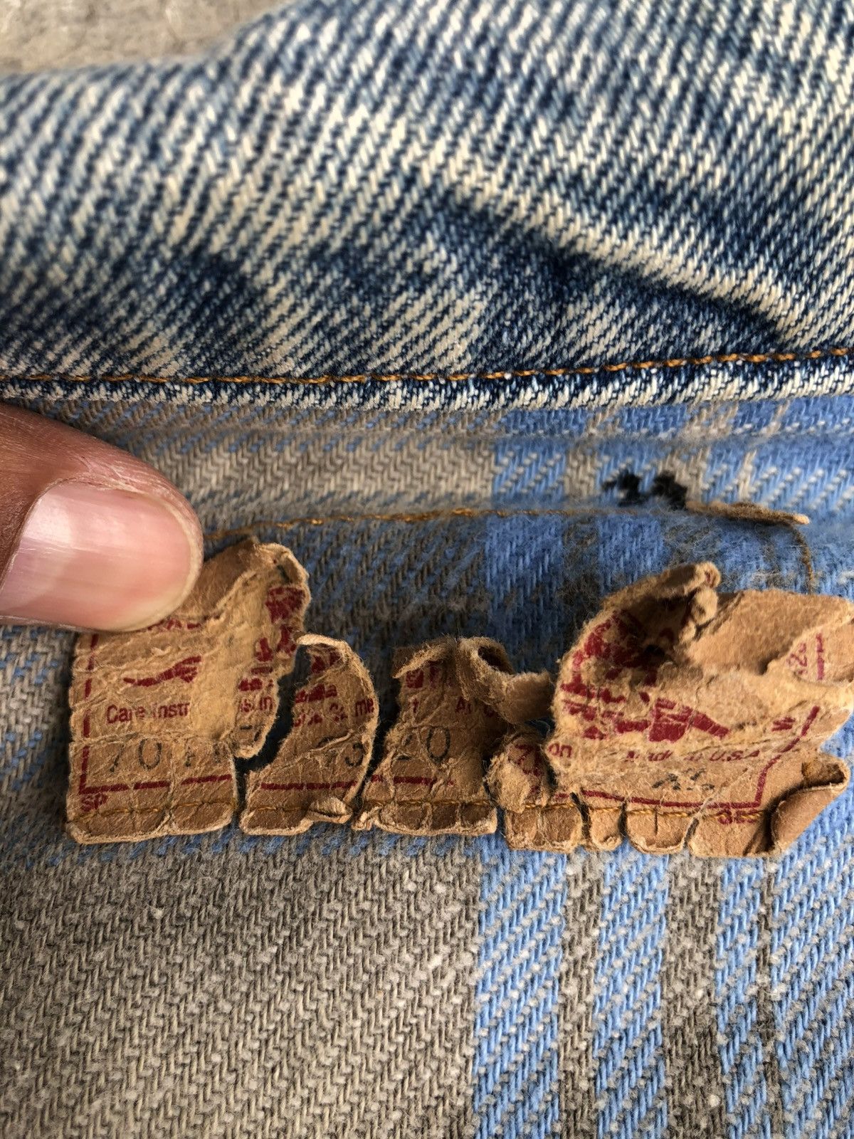Levi's Vintage 80s Levis 70417 Blanked Lined Baggy Distressed Size US XL / EU 56 / 4 - 22 Thumbnail