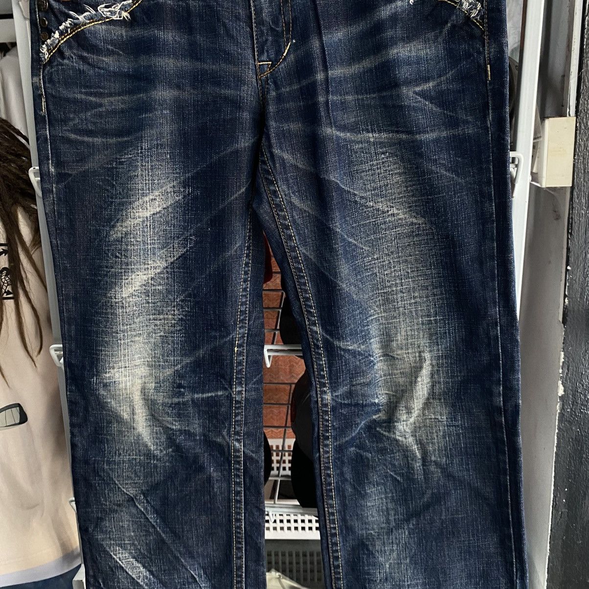 Le Grande Bleu (L.G.B.) Y2K Red Pepper Japan Embroidered Wings Denim Size US 34 / EU 50 - 12 Thumbnail