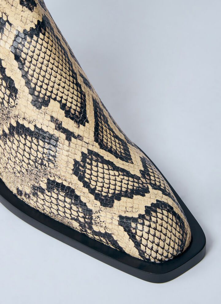 Jil Sander o1loc1c0426 Embossed Leather Boots in Python/Multi Size US 7 / IT 37 - 6 Thumbnail