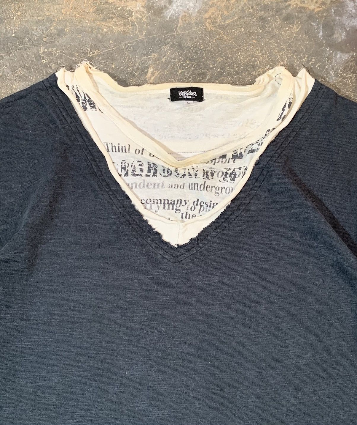 Mossimo Mossimo Layered V Neck Longsleeve Tshirt Size US L / EU 52-54 / 3 - 2 Thumbnail