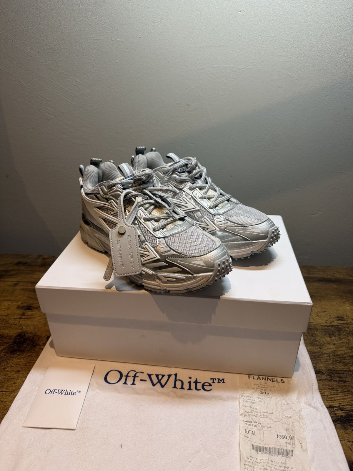 Off-White Off White Be Right Back White size 39 Size US 9 / IT 39 - 1 Thumbnail
