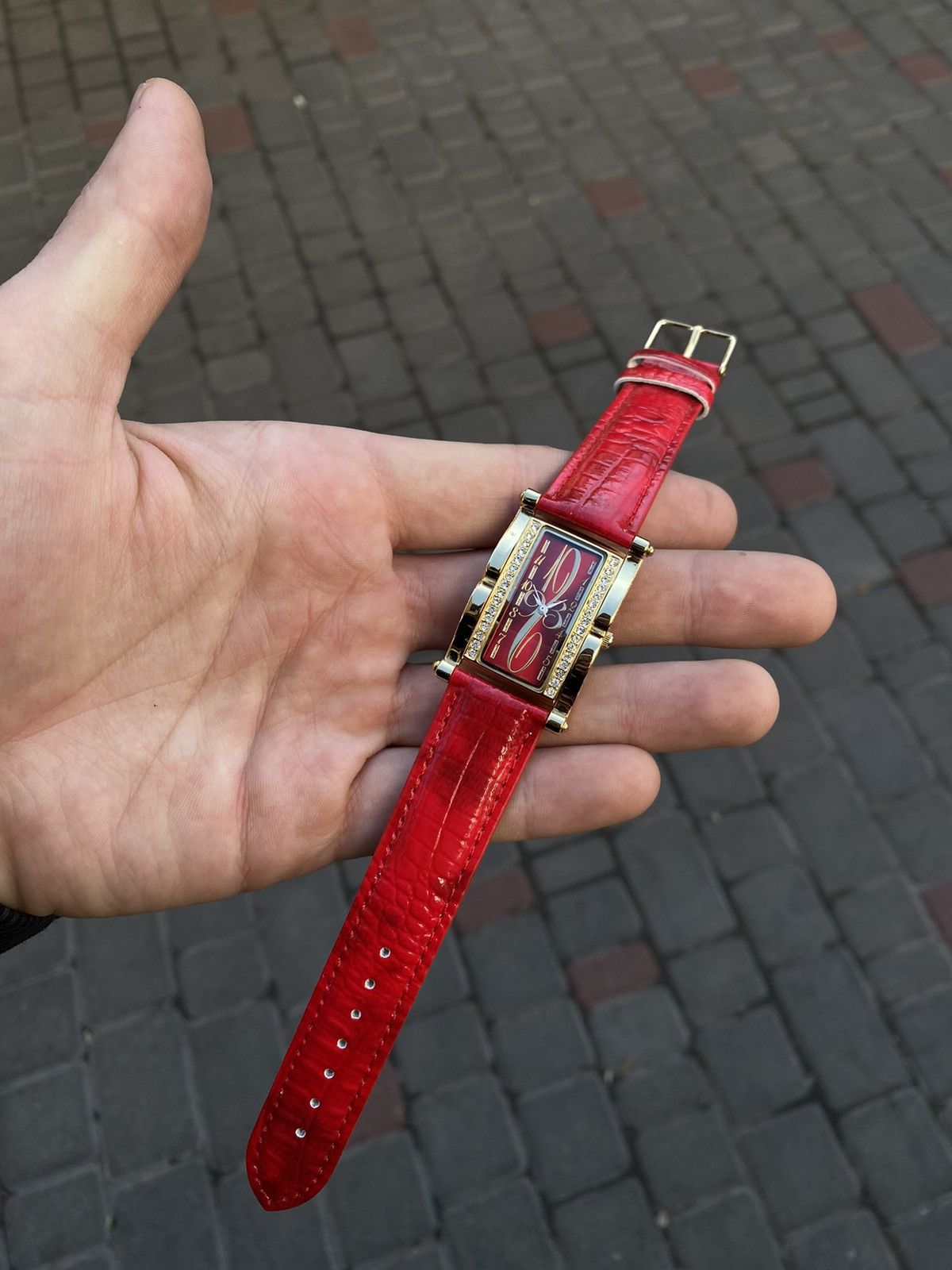 Vintage Red Luxury Wristwatch with Crystals - Japanese Brand Size ONE SIZE - 5 Thumbnail