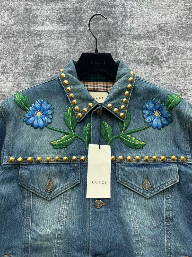 Gucci Gucci Heavy industry, rivets, butterfly flower embroidery, Size US M / EU 48-50 / 2 - 3 Thumbnail