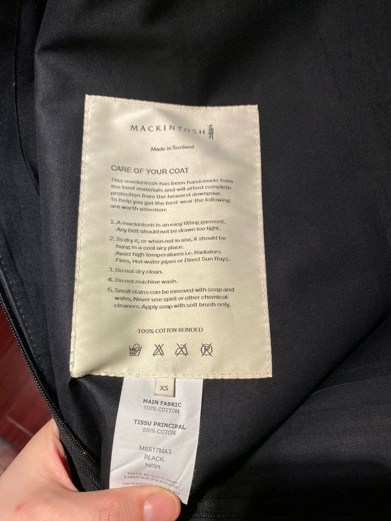 Vetements Vetements Mackintosh Collab Men's Long Black Trench Coat Size US XS / EU 42 / 0 - 3 Thumbnail