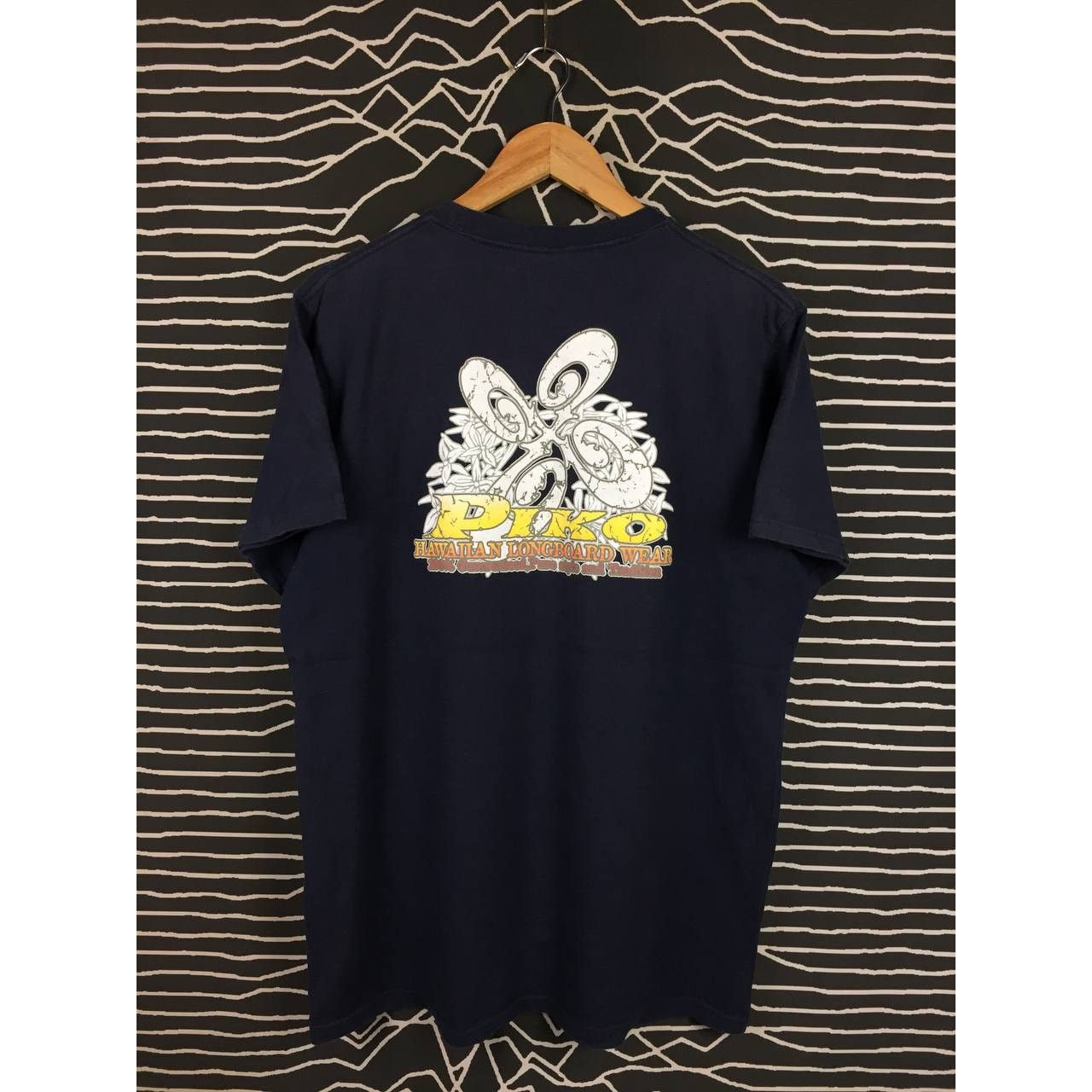 Vintage Piko Hawaiian Longboard Wear Big Logo Surf Tee Size US L / EU 52-54 / 3 - 1 Thumbnail