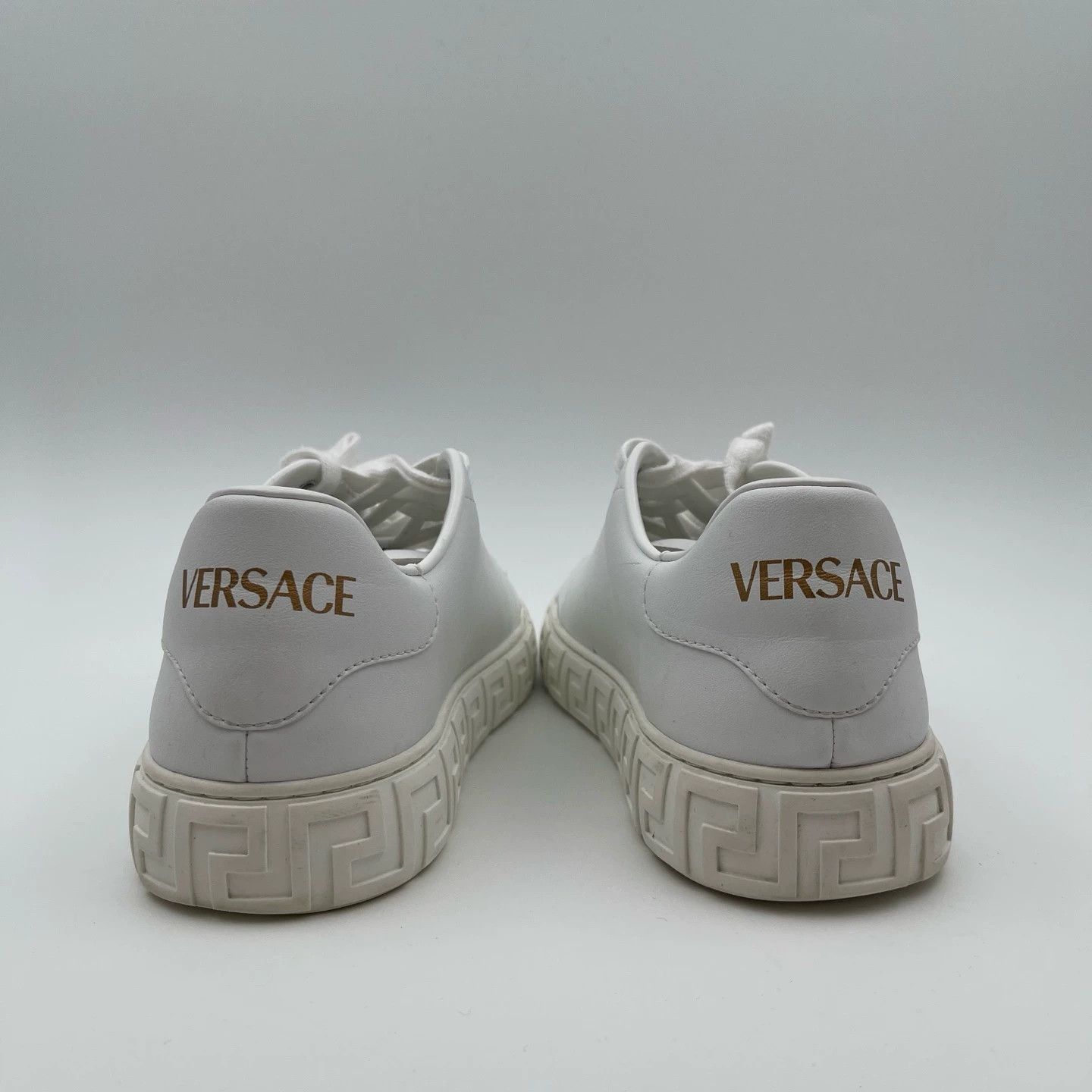 Versace Versace pre-owned white low-top sneakers 37 Size US 6.5 / IT 36.5 - 3 Thumbnail