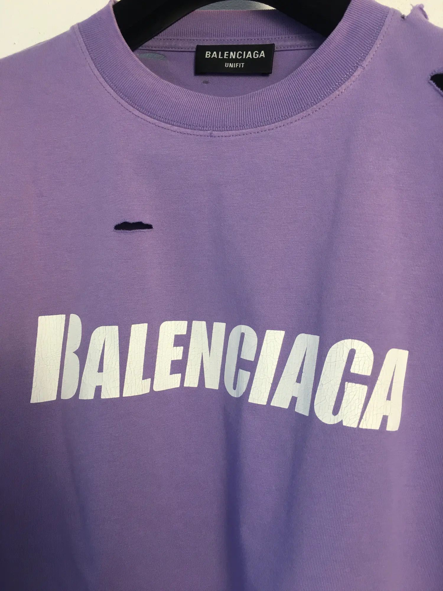 Balenciaga SS'22 Ripped T-shirt Size US XXS / EU 40 - 2 Thumbnail
