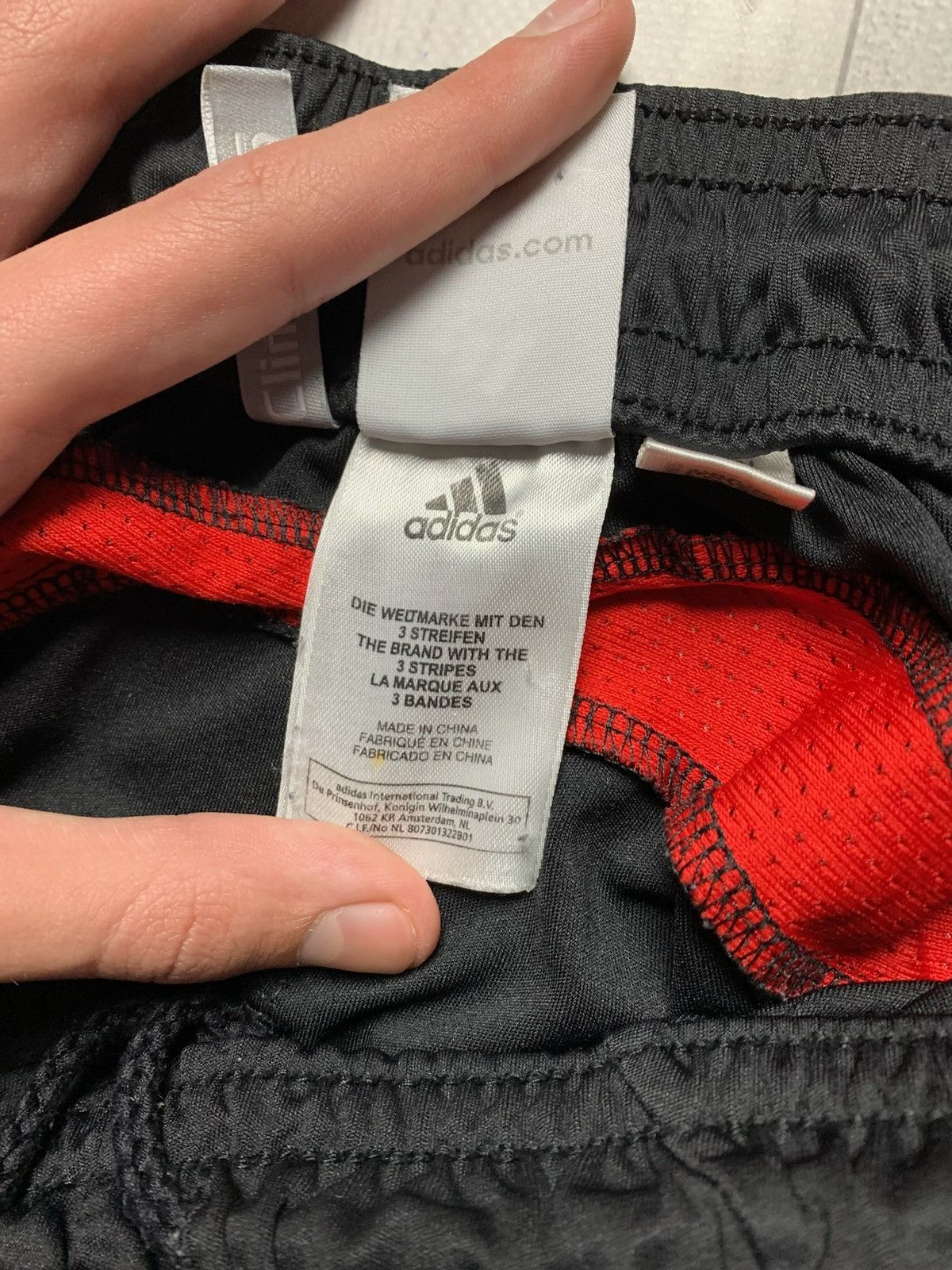 Adidas × Vintage Vintage adidas Liverpool soccer shorts black size L Size US 34 / EU 50 - 5 Thumbnail