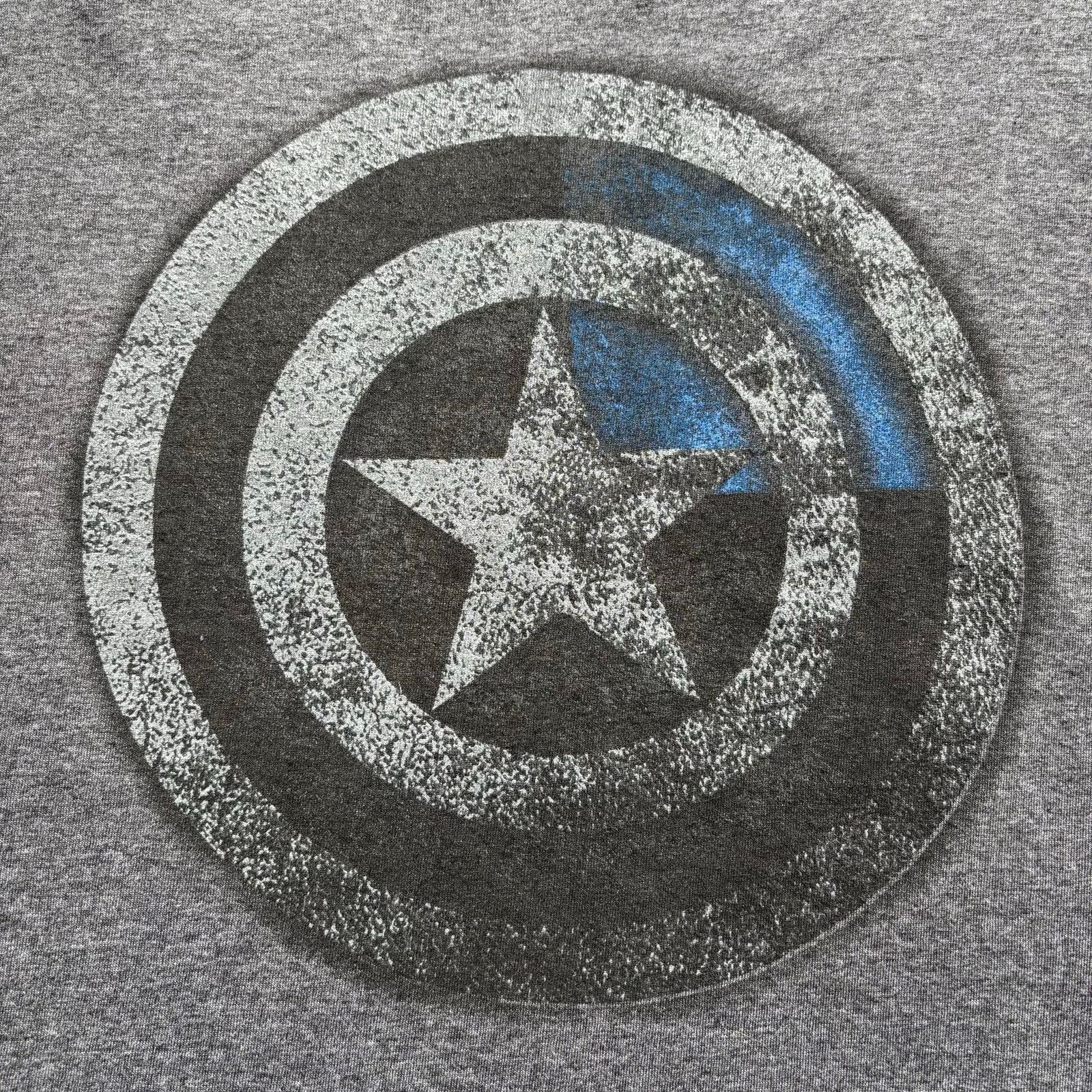 Marvel Comics Marvel Captain America Gray T-shirt Distressed Shield 2X Size US XXL / EU 58 / 5 - 3 Thumbnail