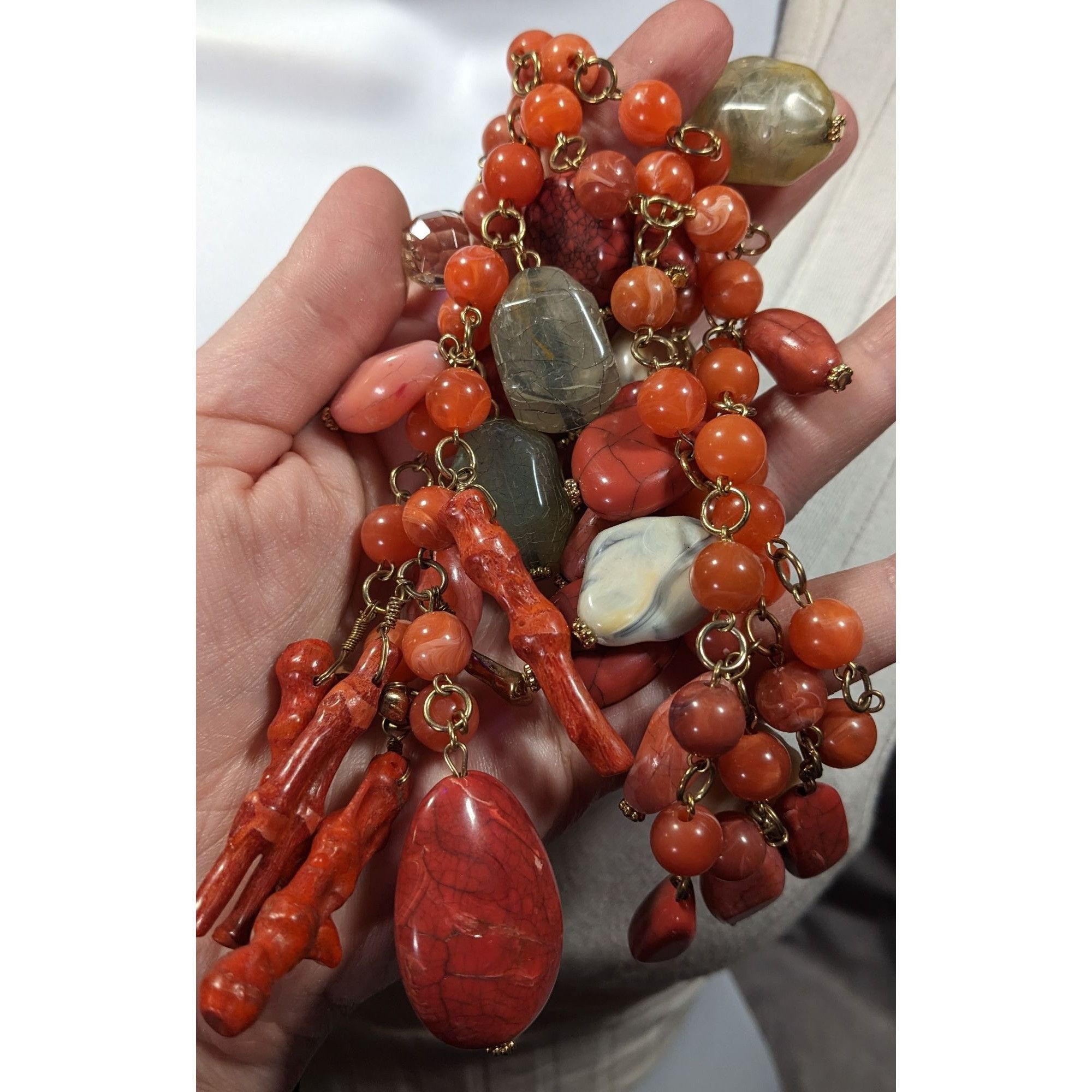Other Vintage Mermaidcore Beaded Acrylic And Coral Fringe Necklace Size ONE SIZE - 7 Thumbnail