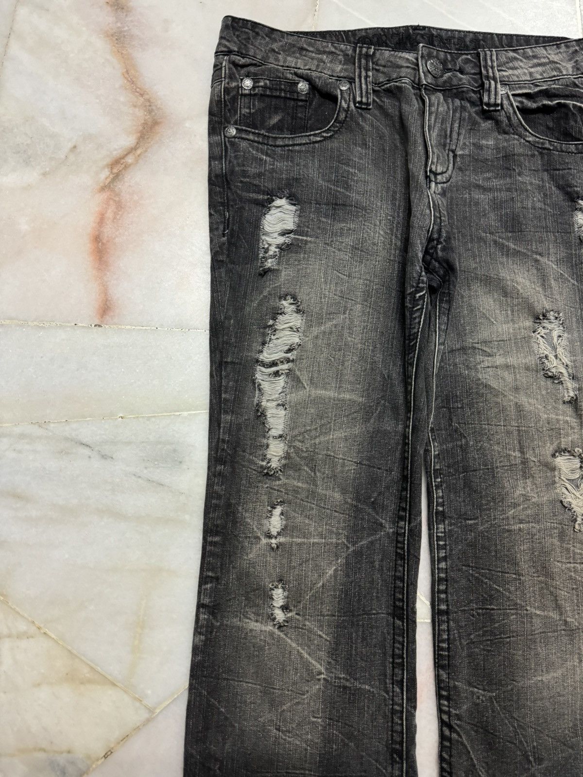 Japanese Brand Japan Mudwash Distress Ripped Thrashed Denim Size US 33 - 4 Thumbnail