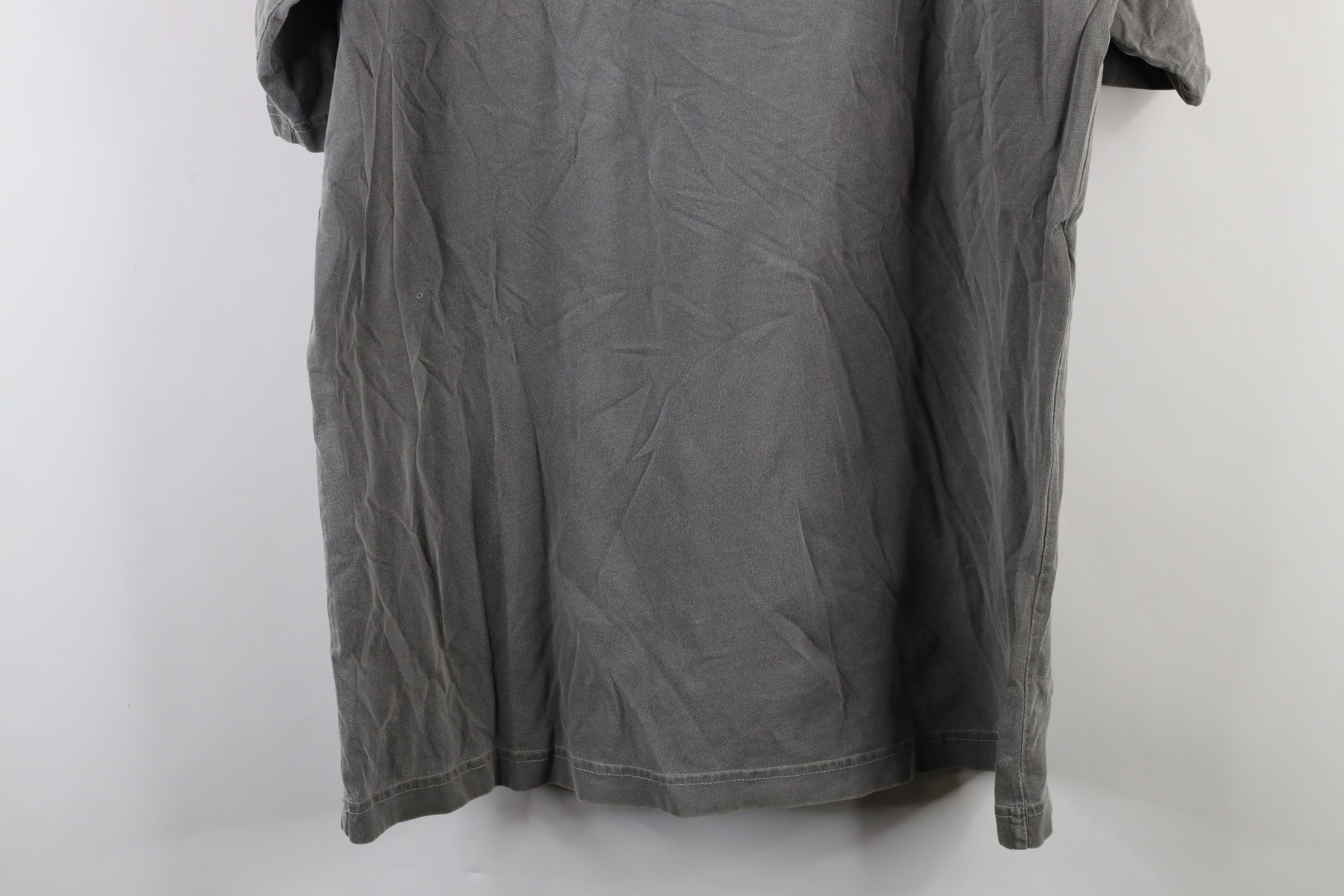 Cabelas Vintage 90s Cabelas Blank Stonewash Pocket T-Shirt Size US L / EU 52-54 / 3 - 13 Thumbnail