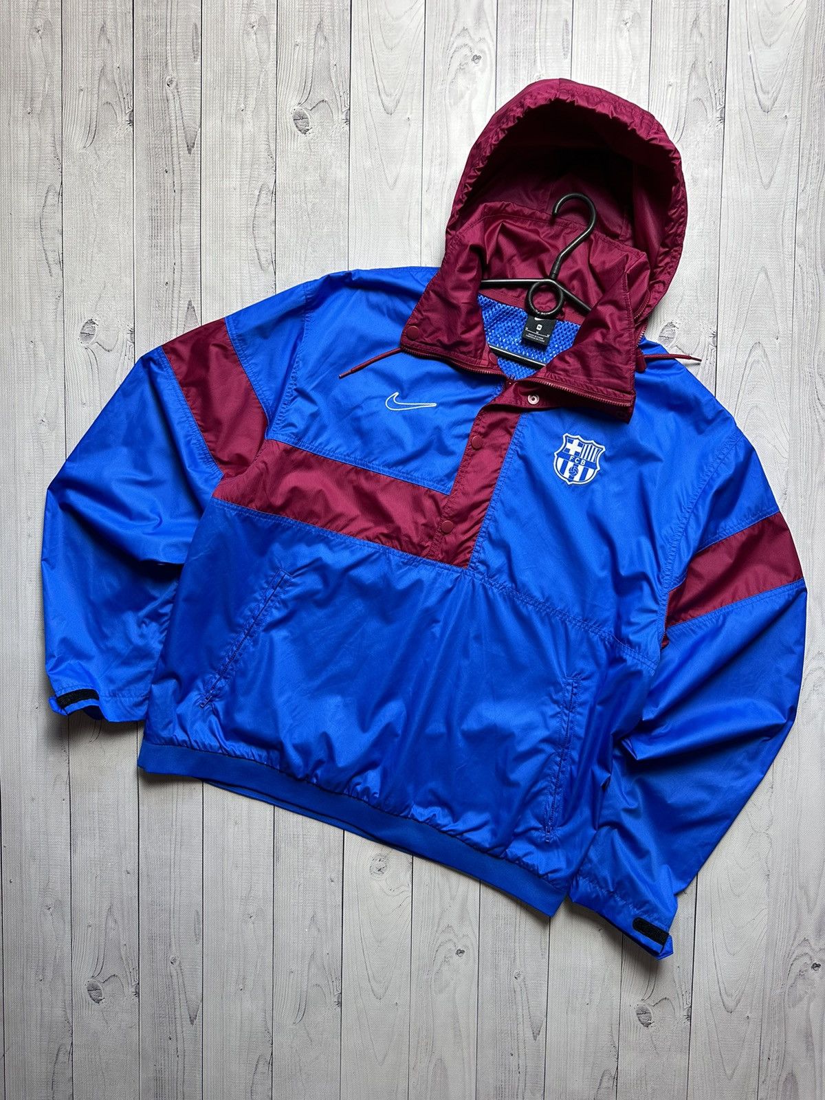 Nike Nike Barcelona soccer track jacket size M logo Size US M / EU 48-50 / 2 - 1 Thumbnail
