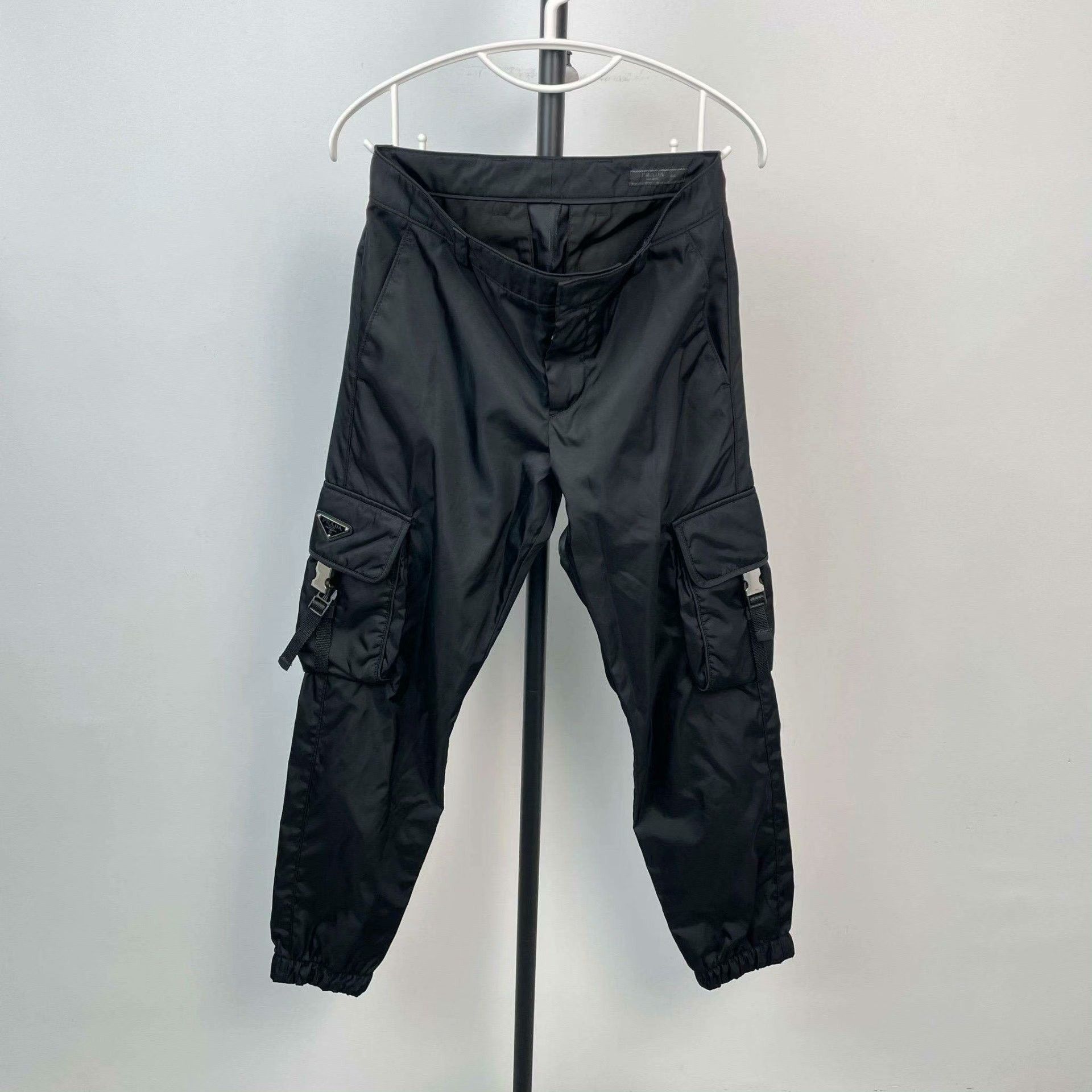 Prada Prada Black Casual Pants 23 Men Size US 32 / EU 48 - 1 Thumbnail