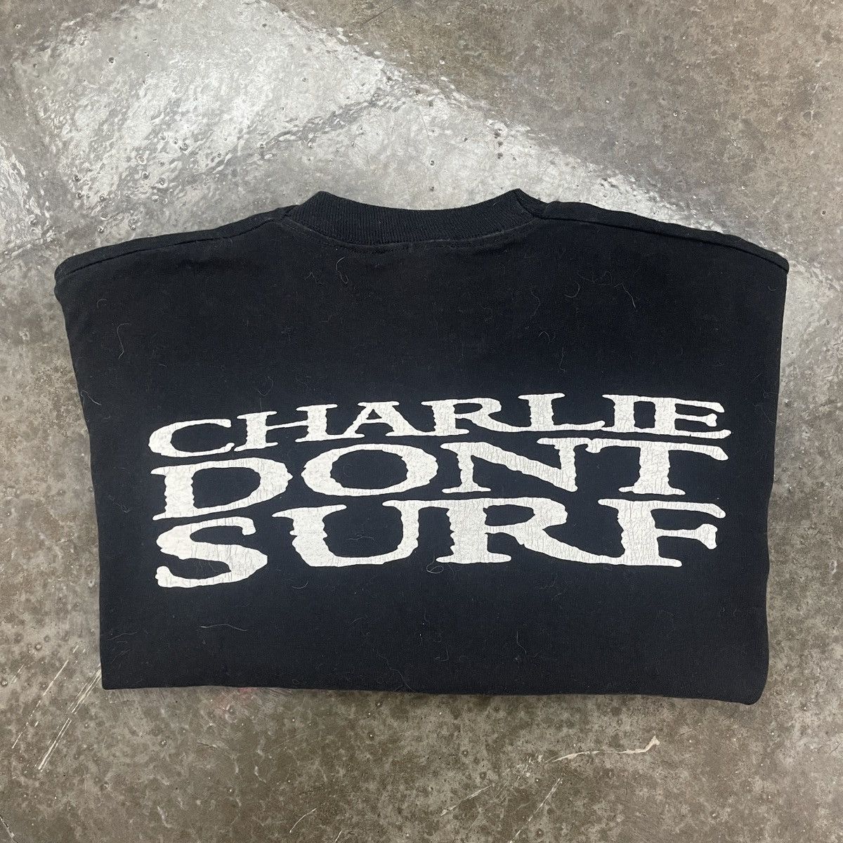 Vintage Vintage Charles Manson Charlie Dont Surf Tee Size US XL / EU 56 / 4 - 2 Thumbnail
