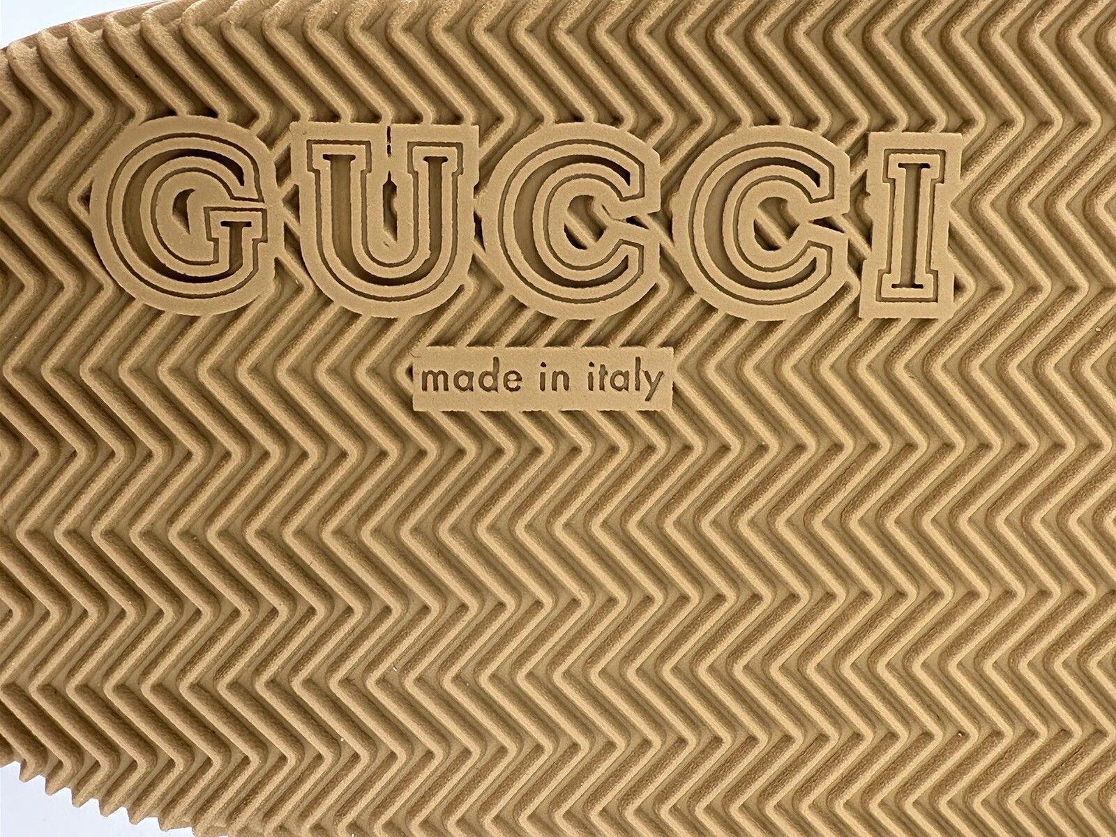 Gucci New Gucci Slip Ons size-IT-40 / US-10 Size US 10 / IT 40 - 9 Thumbnail