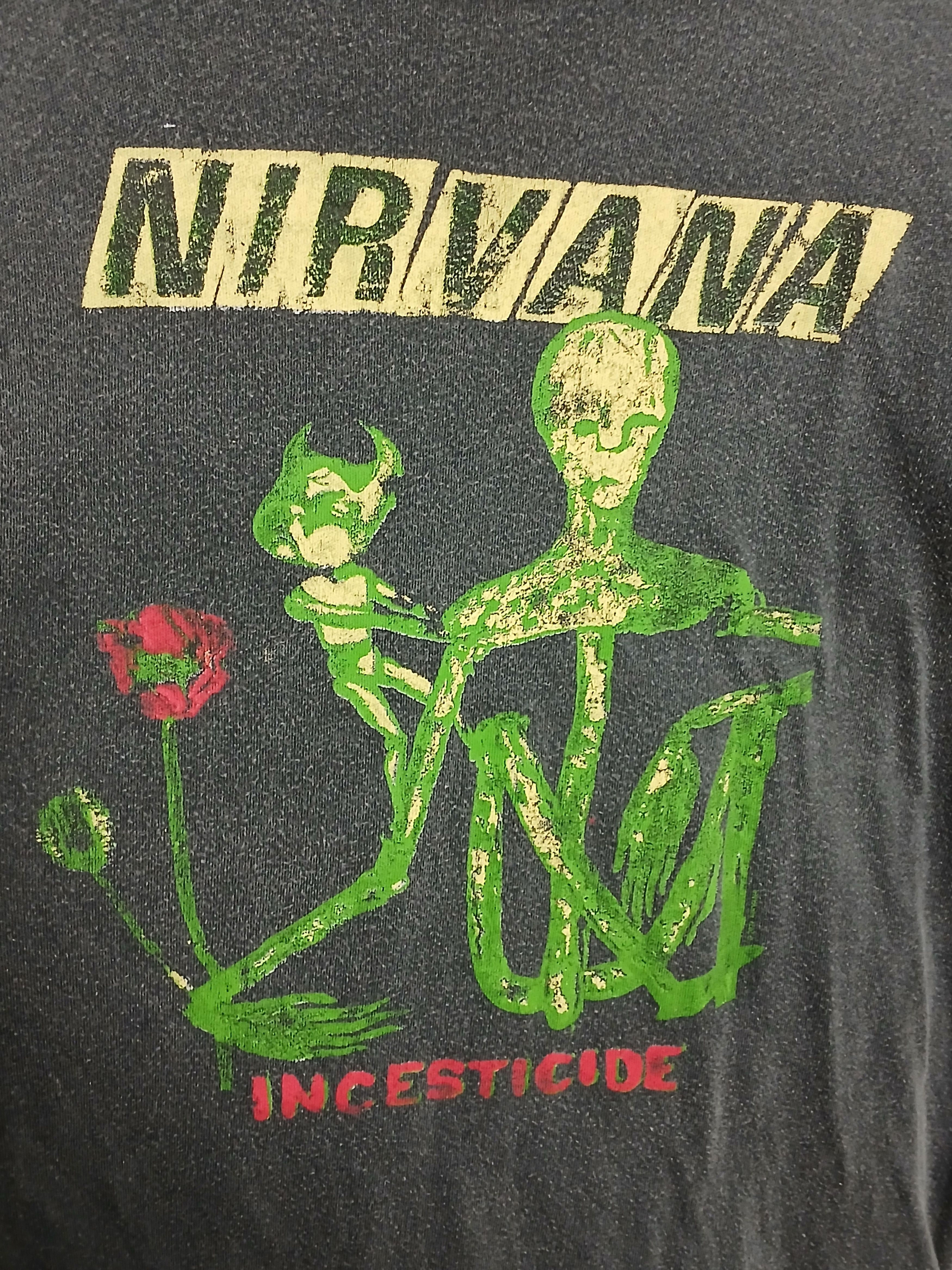 Nirvana × Vintage Vintage Nirvana Incesticide T-Shirt Size US L / EU 52-54 / 3 - 3 Thumbnail
