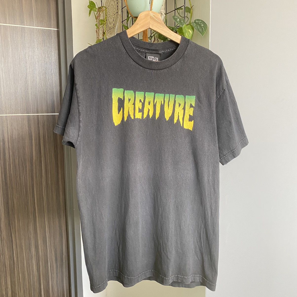 Santa Cruz Skateboards Thrashed Faded Vintage Y2K Creature Skateboard ERD GRUNGE T Size US M / EU 48-50 / 2 - 1 Thumbnail