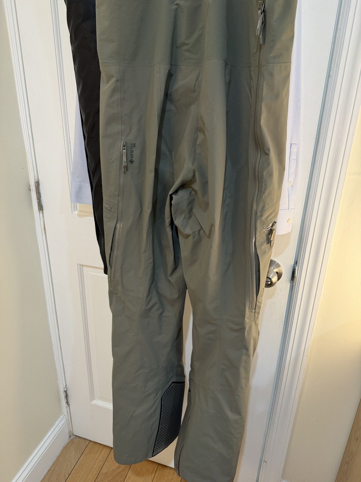 Arc'teryx Arcteryx Rush Bib Size US 32 / EU 48 - 5 Thumbnail