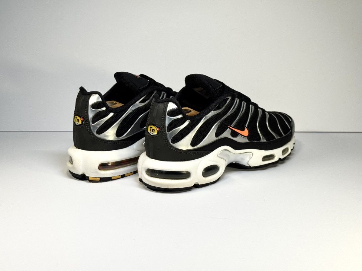 Nike Nike Air Max TN Plus OG Black Orange Metallic Size US 9 / EU 42 - 3 Thumbnail