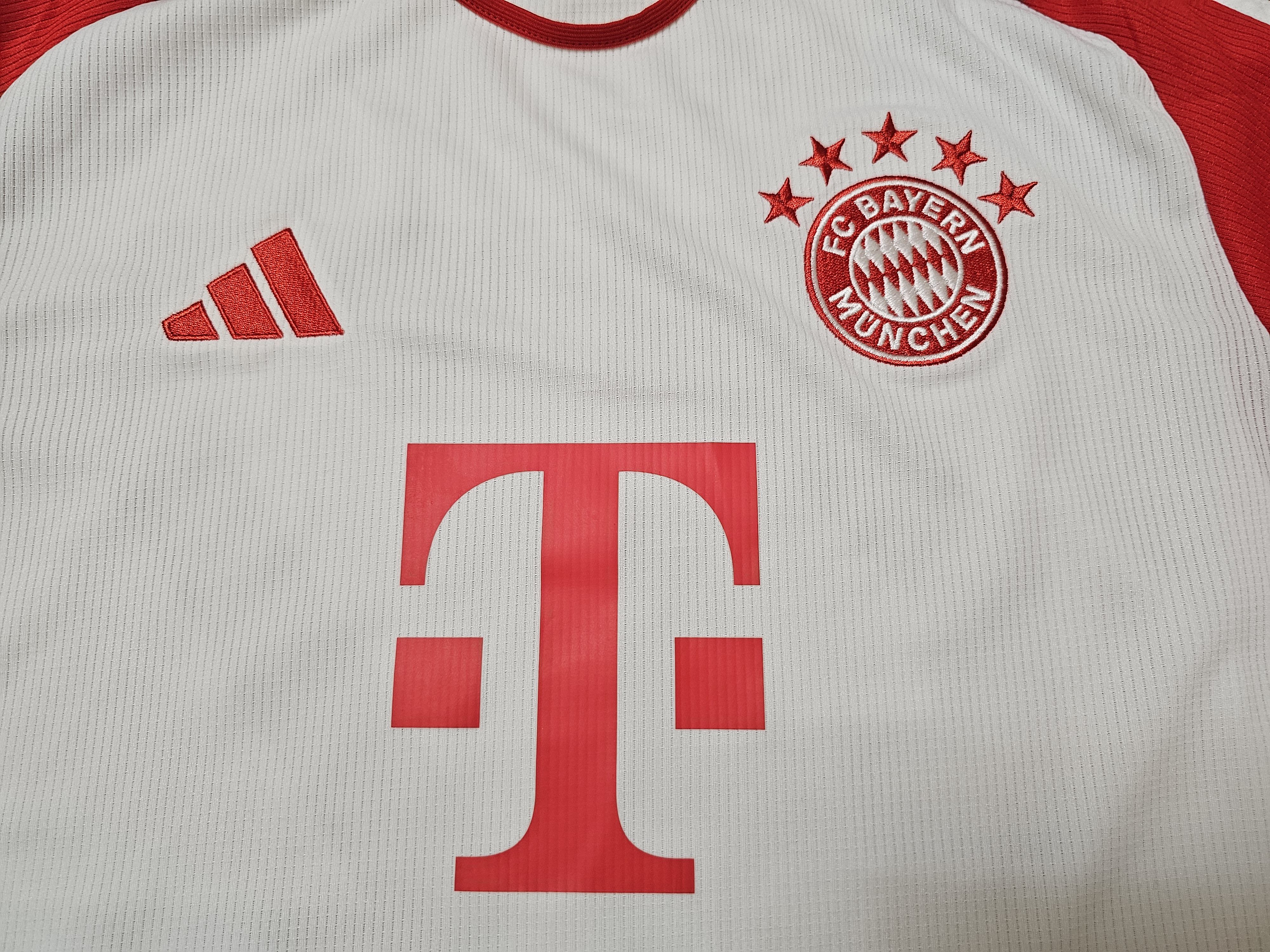 Adidas BAYERN MUNICH 2023 2024 HOME MUSIALA FOOTBALL SOCCER JERSEY Size US M / EU 48-50 / 2 - 3 Thumbnail