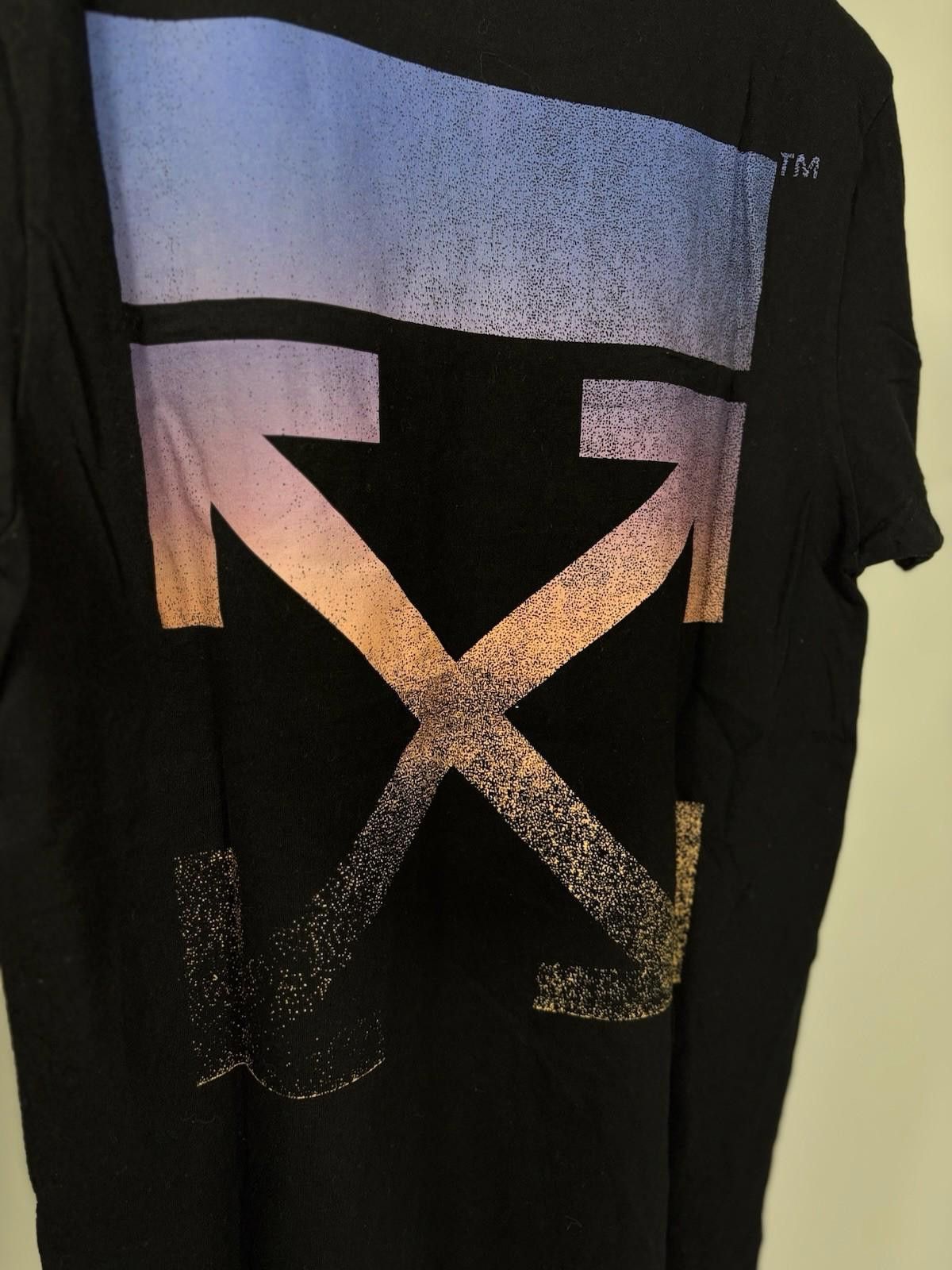 Off-White Off White SS21 Gradient Arrow Graphic T - Shirt Size US S / EU 44-46 / 1 - 5 Thumbnail