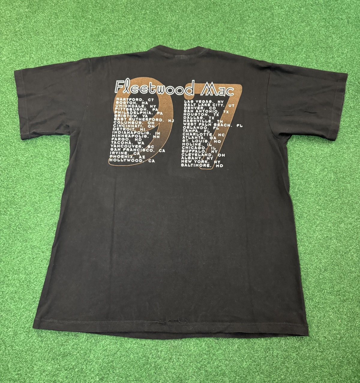 Giant Vintage 90s Fleetwood Mac Concert Giant RARE Band T Shirt Size US XL / EU 56 / 4 - 5 Thumbnail