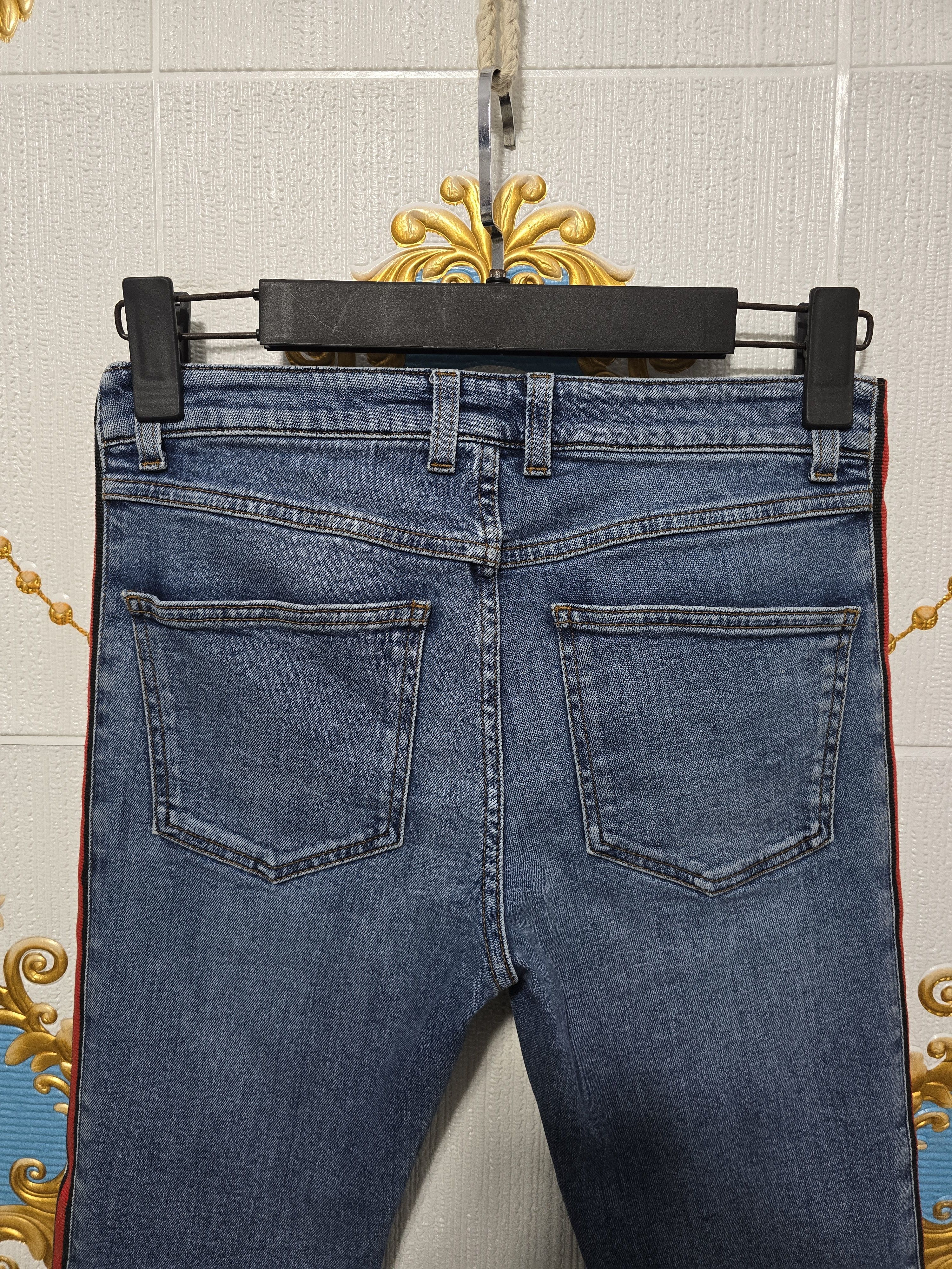 Alexander McQueen Alexander McQueen jeans, WOMEN'S SMALL w26 ,BEAUTIFUL new Size 26" / US 2 / IT 38 - 8 Thumbnail